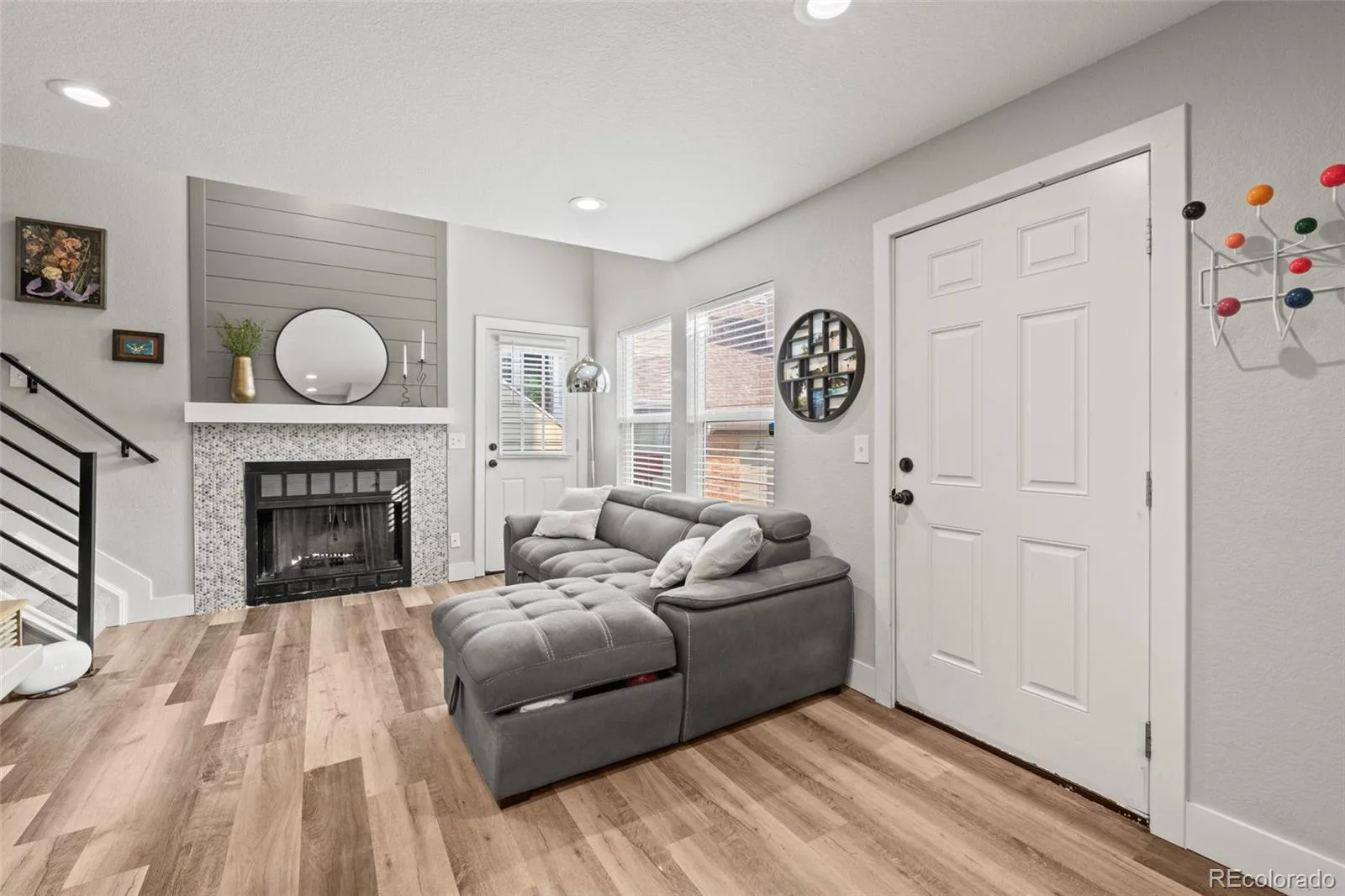 932 S Dearborn Way #11 Aurora CO 80012 | MLS #REC2686522 06302026002336 1600 4