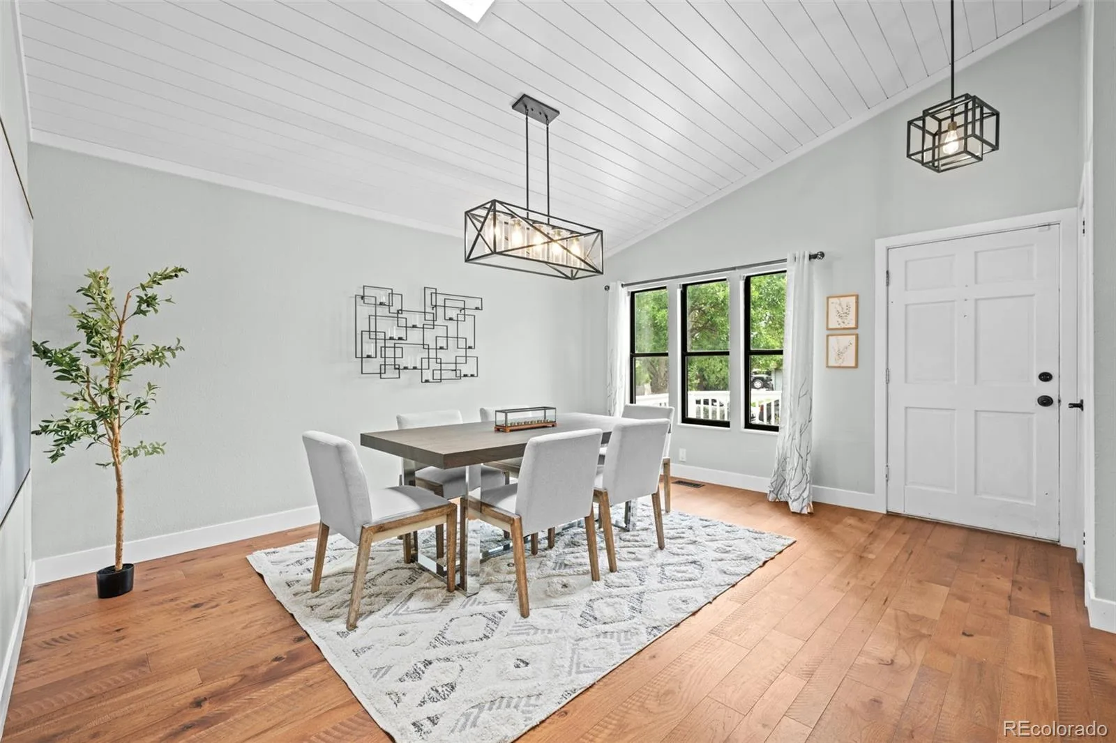 1321 S Dahlia Street Denver CO 80222 | MLS #REC2687160 10142026183128 1600 4