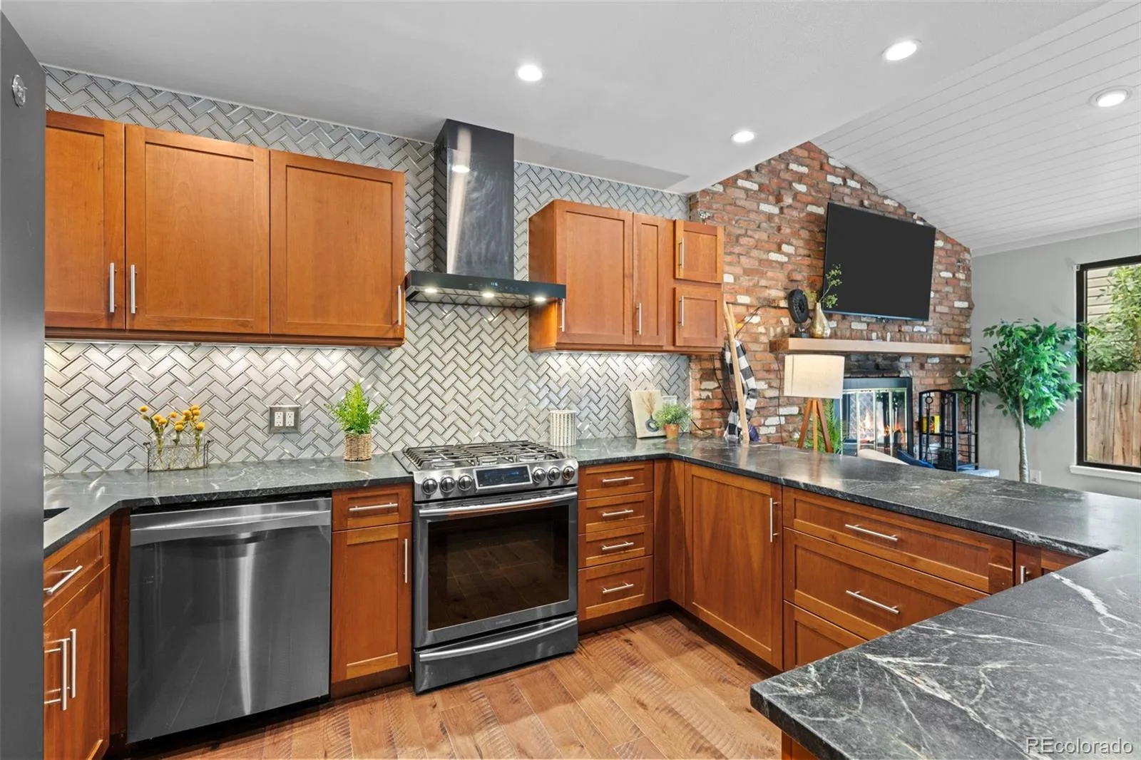 1321 S Dahlia Street Denver CO 80222 | MLS #REC2687160 10142026183128 1600 9
