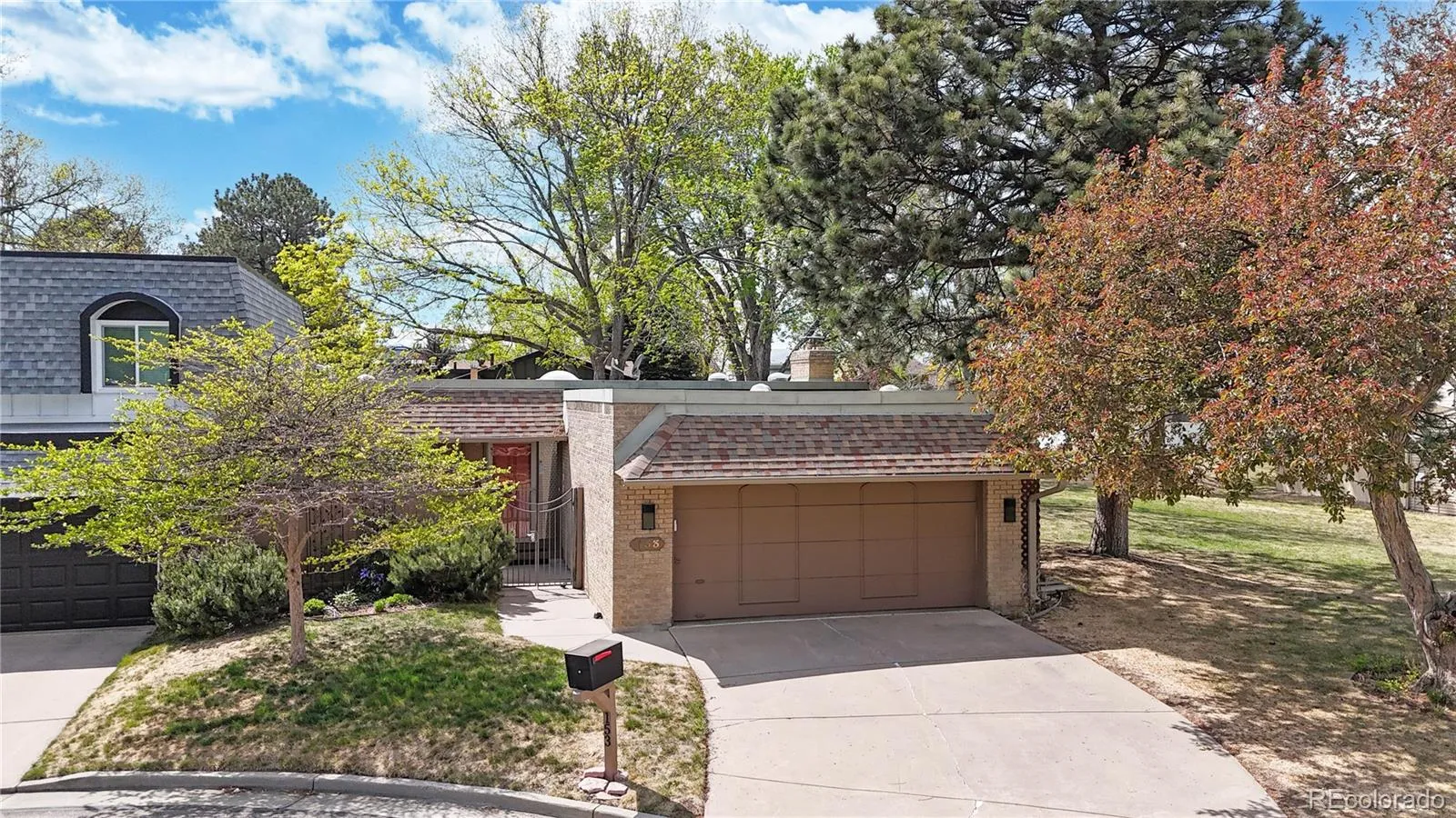 153 S Vance Court Lakewood CO 80226 MLS #REC2687680 05022026055749 1600 0