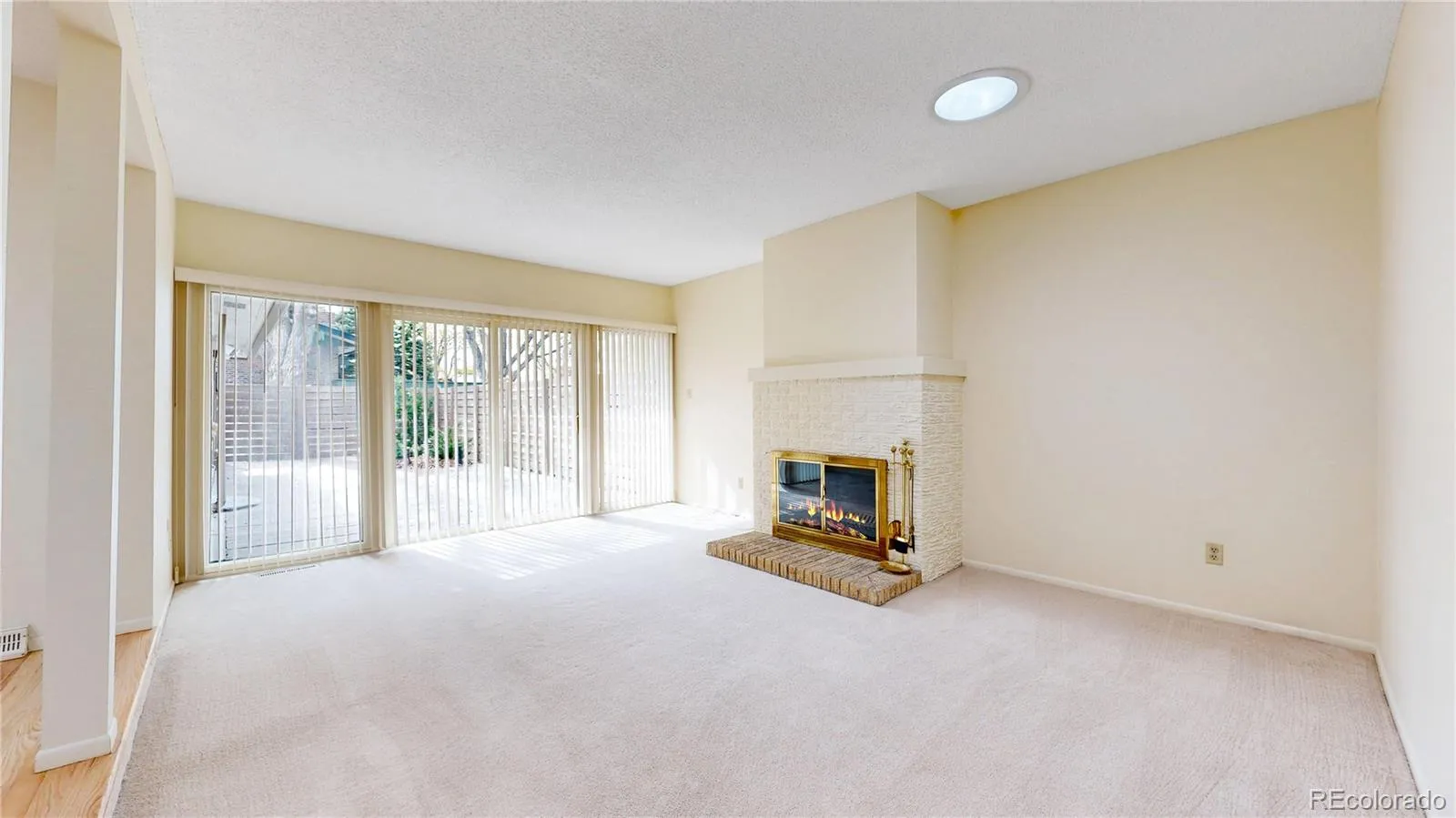 153 S Vance Court Lakewood CO 80226 MLS #REC2687680 05022026055749 1600 5