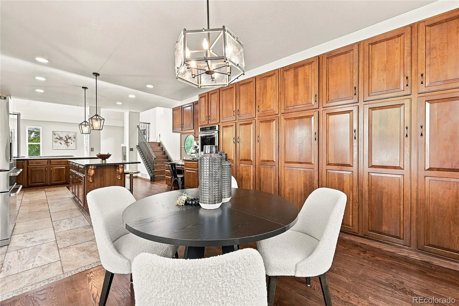 20273 E Maplewood Place Centennial CO 80016 | MLS #REC2689024 08252026005505 1600 12