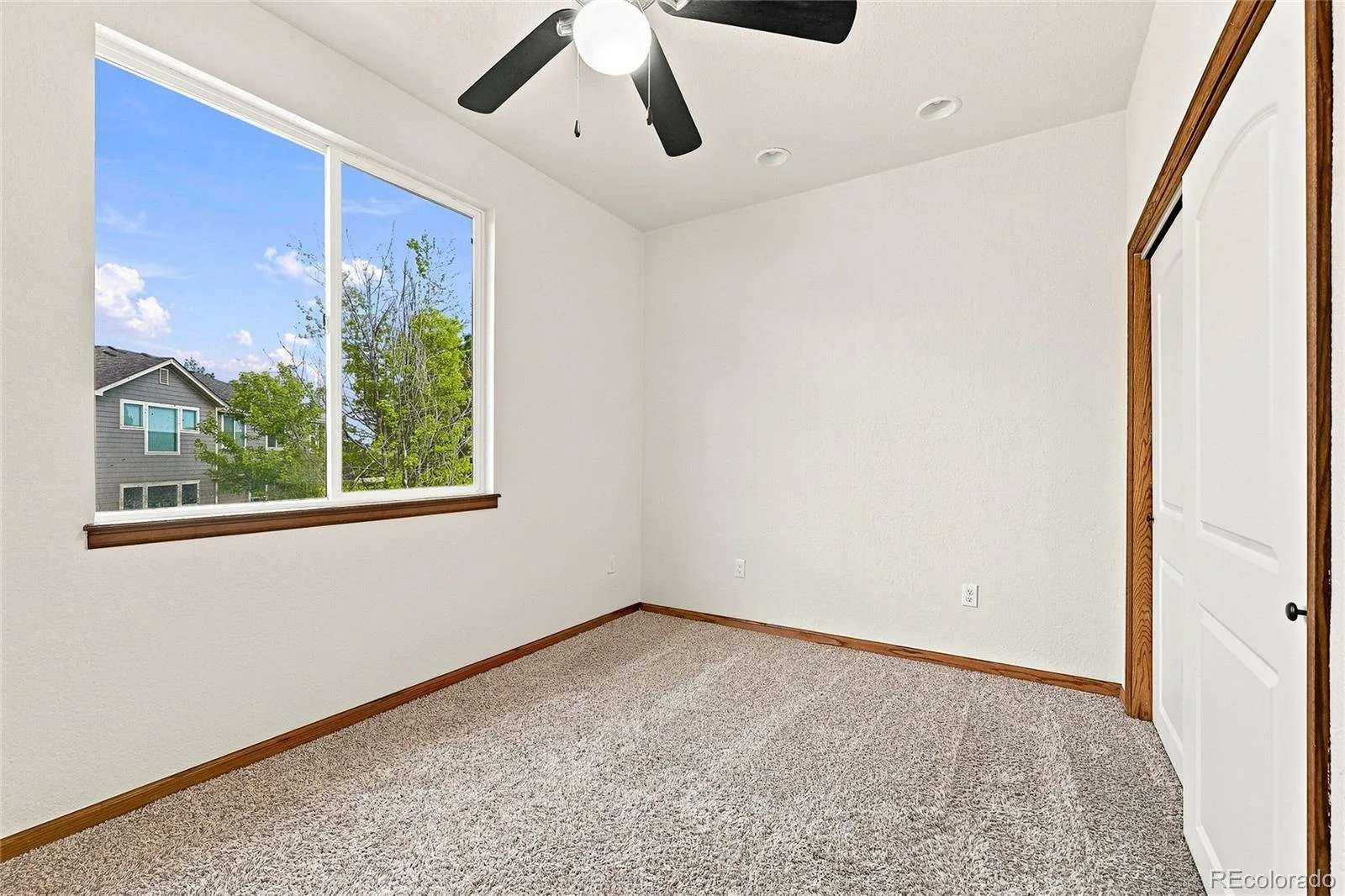 20273 E Maplewood Place Centennial CO 80016 | MLS #REC2689024 08252026005505 1600 26