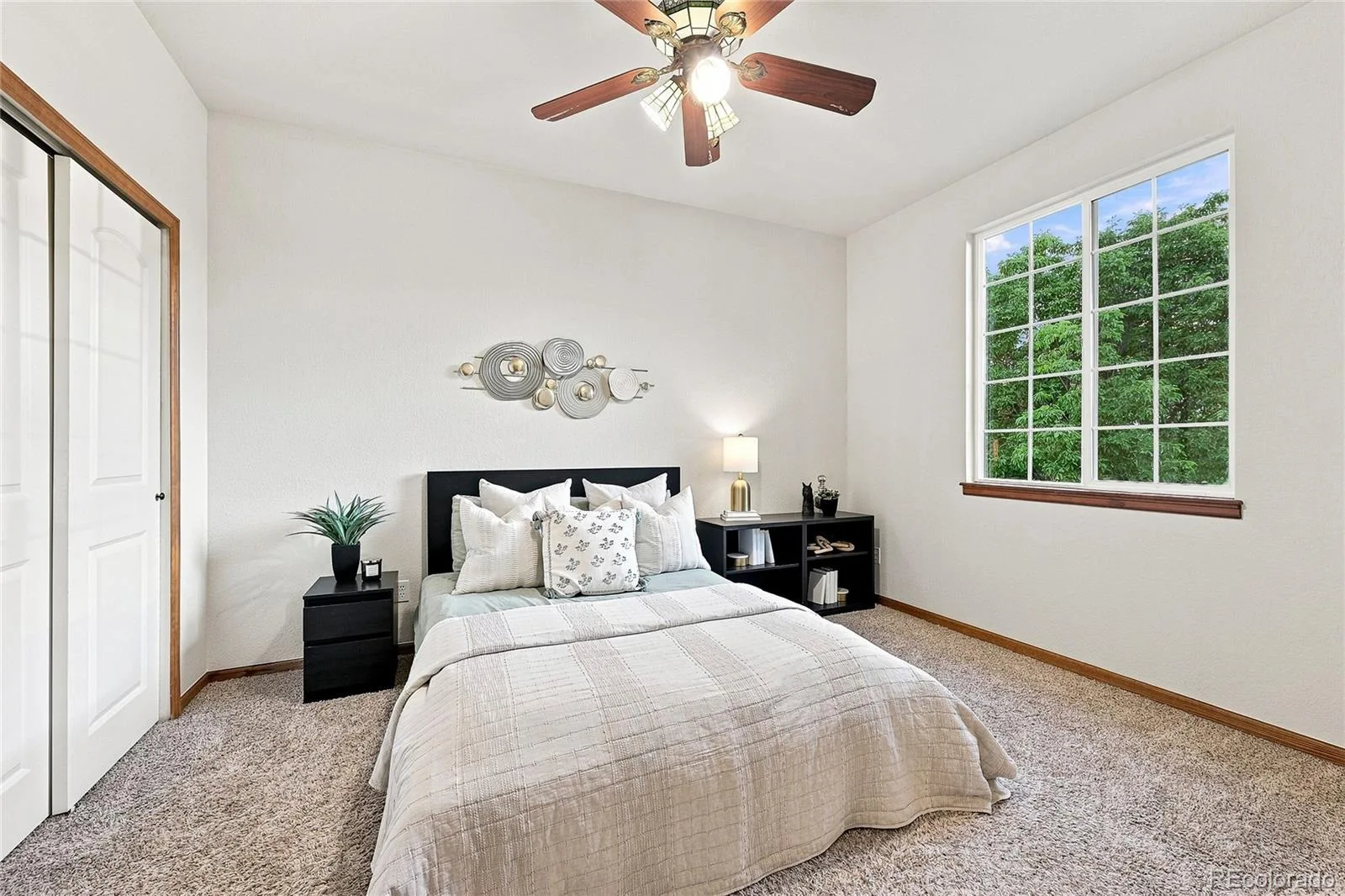 20273 E Maplewood Place Centennial CO 80016 | MLS #REC2689024 08252026005505 1600 27