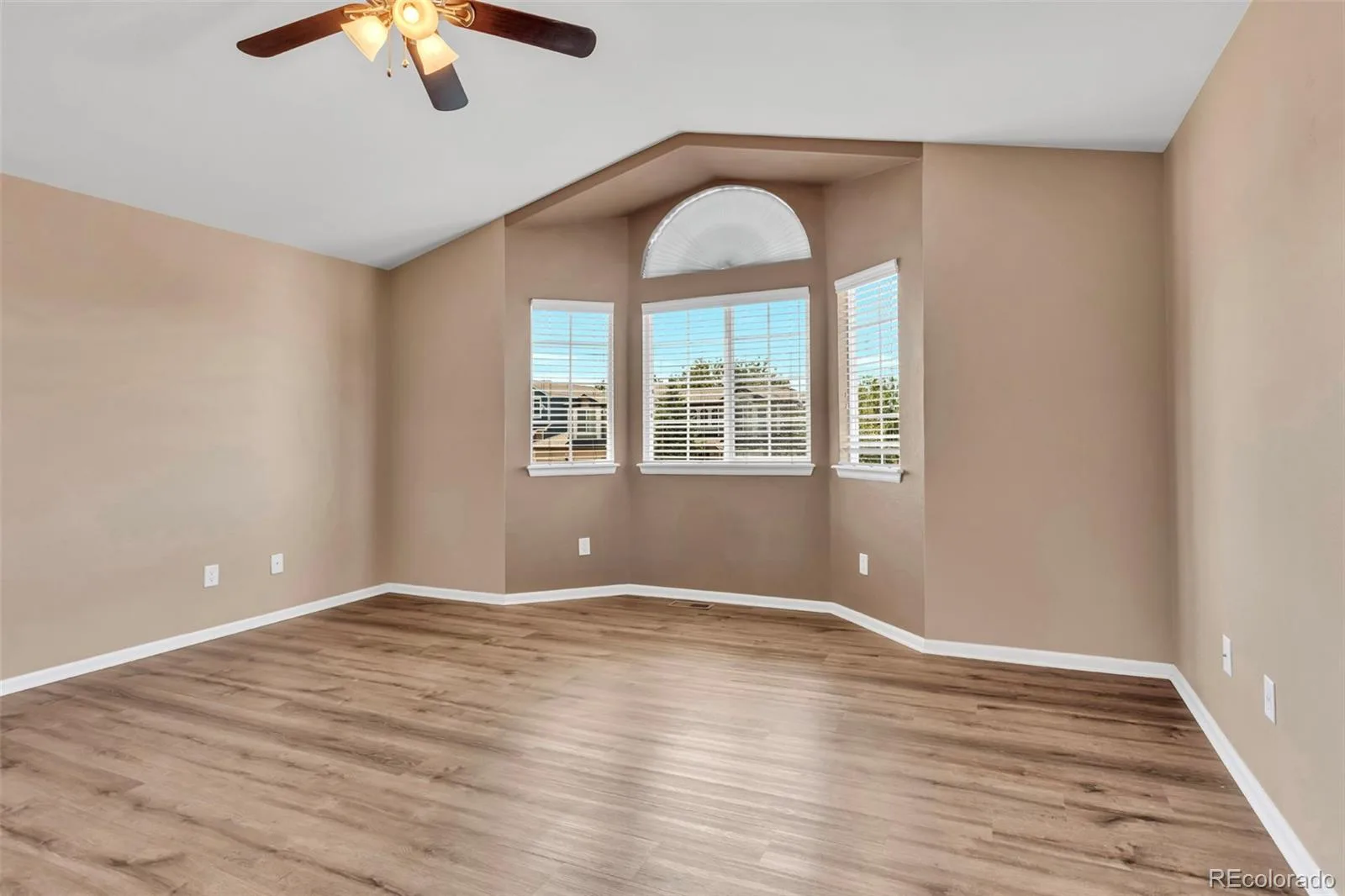 6096 S Shawnee Street Aurora CO 80015 | MLS #REC2692214 07242026205520 1600 15
