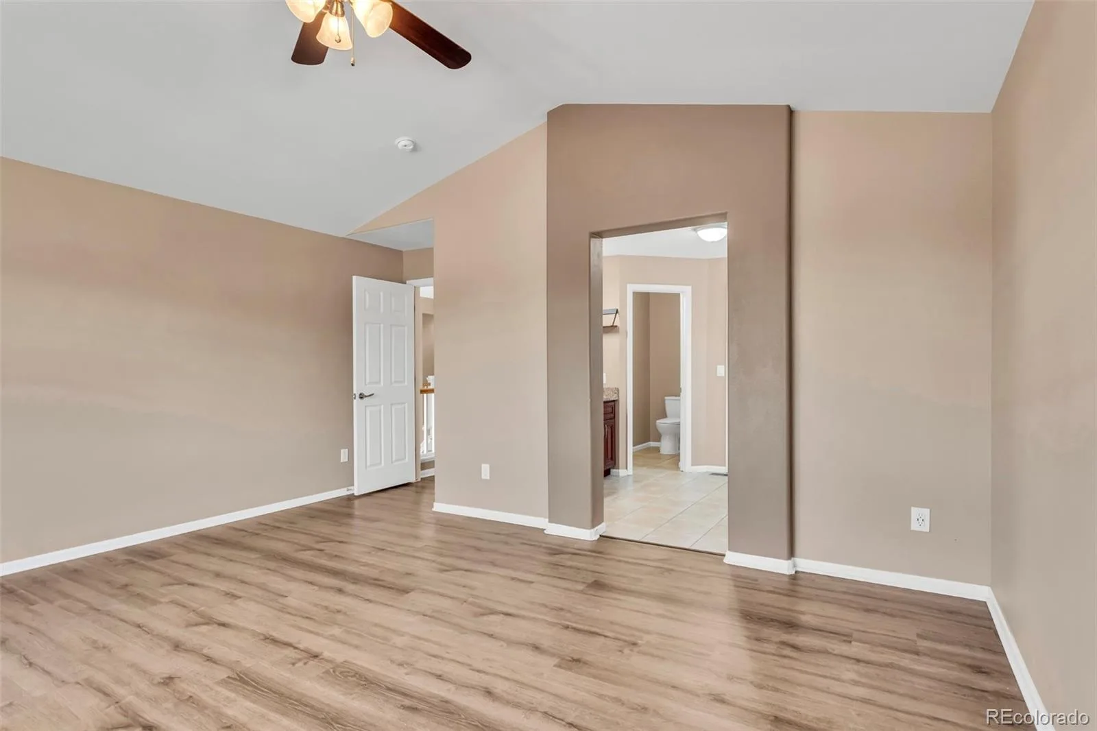 6096 S Shawnee Street Aurora CO 80015 | MLS #REC2692214 07242026205520 1600 16
