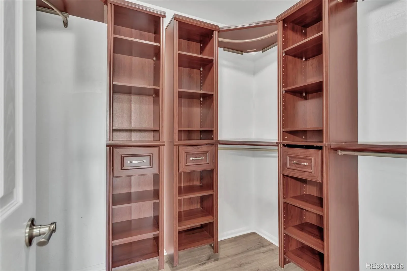6096 S Shawnee Street Aurora CO 80015 | MLS #REC2692214 07242026205520 1600 19