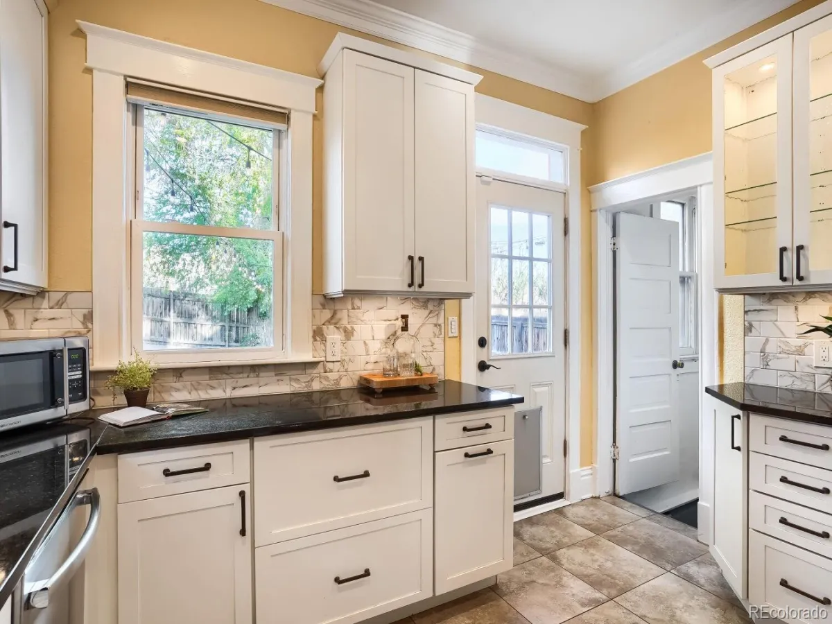 04112026224054 1200 10