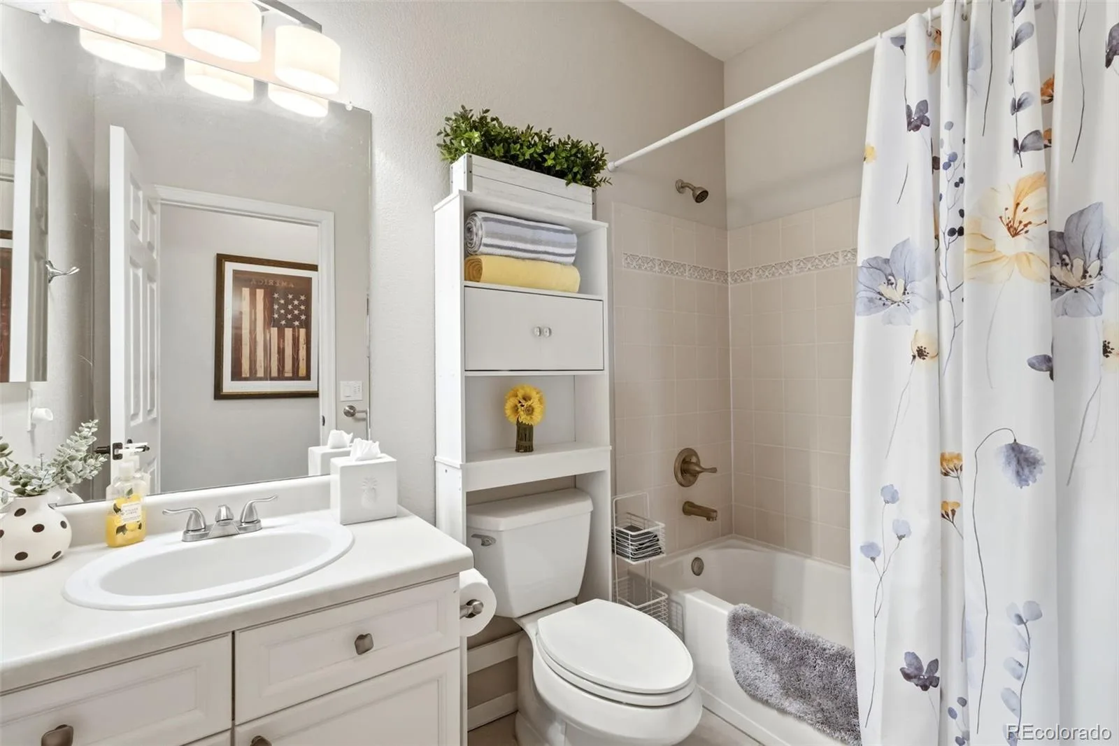 23375 E Moraine Place Aurora CO 80016 | MLS #REC2693644 09222026215446 1600 24