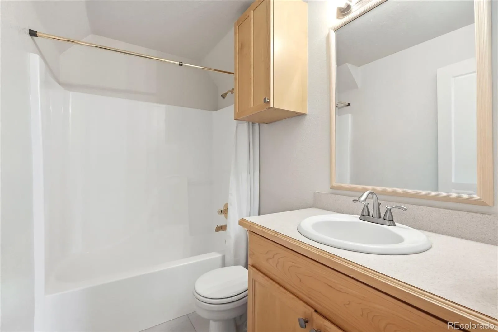 23375 E Moraine Place Aurora CO 80016 | MLS #REC2693644 09222026215446 1600 27