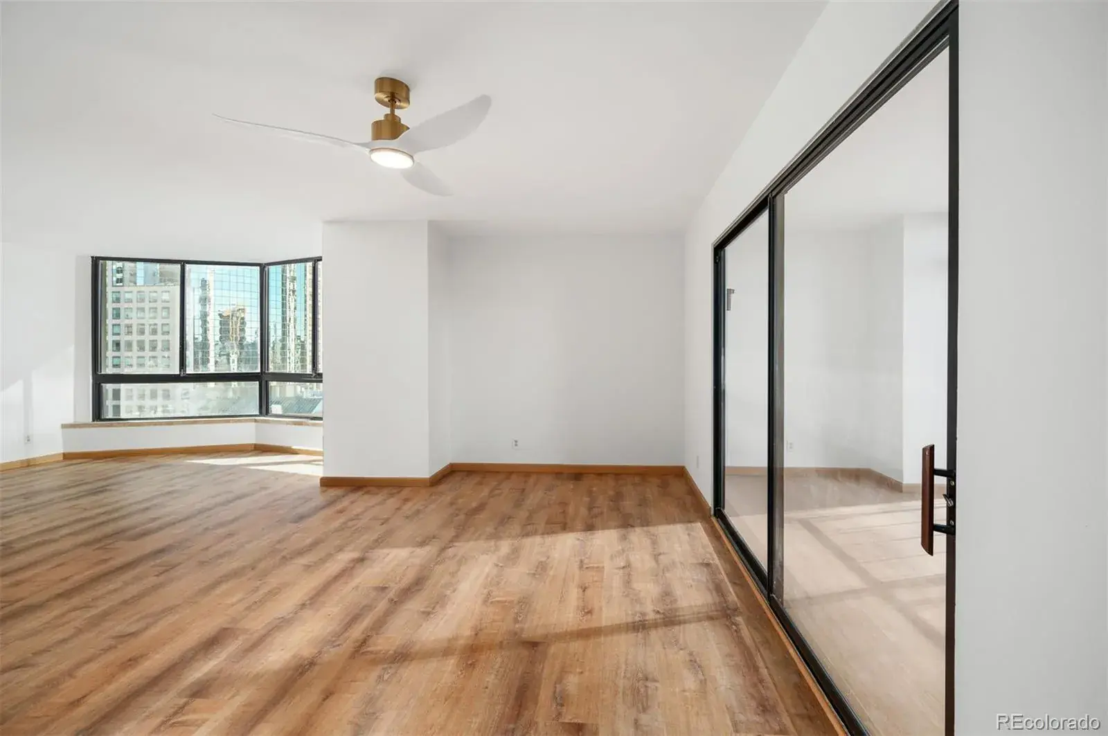 02042026230040 1600 14