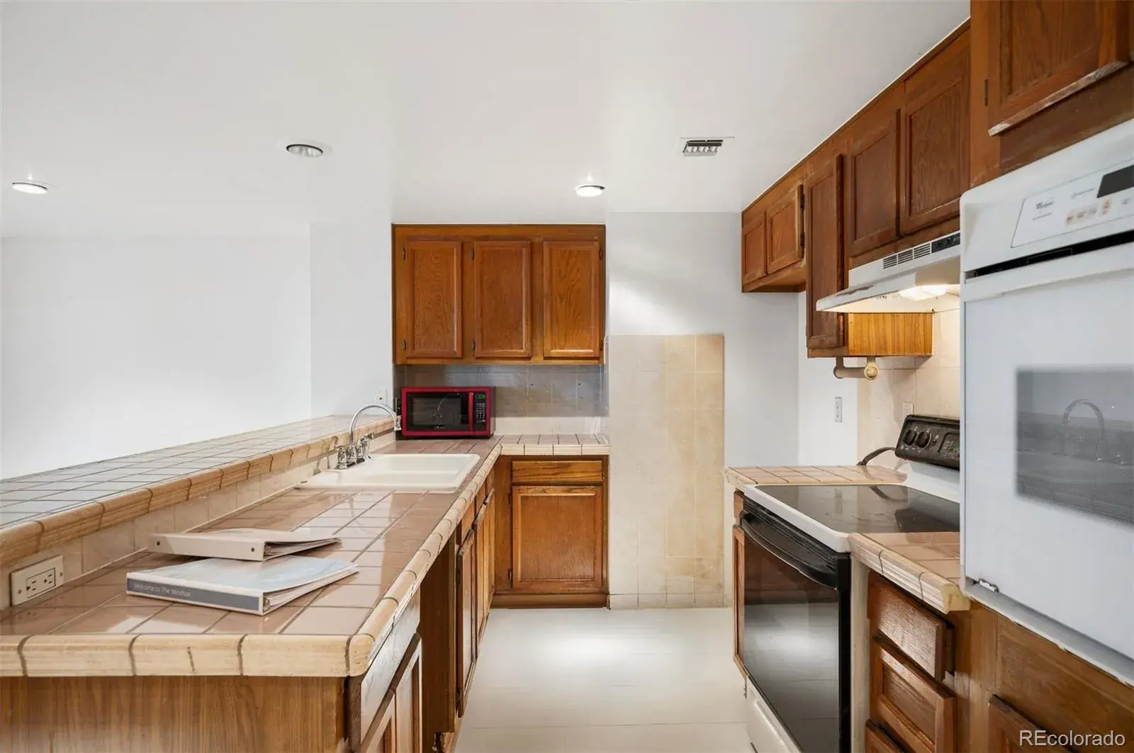 02042026230040 1600 15