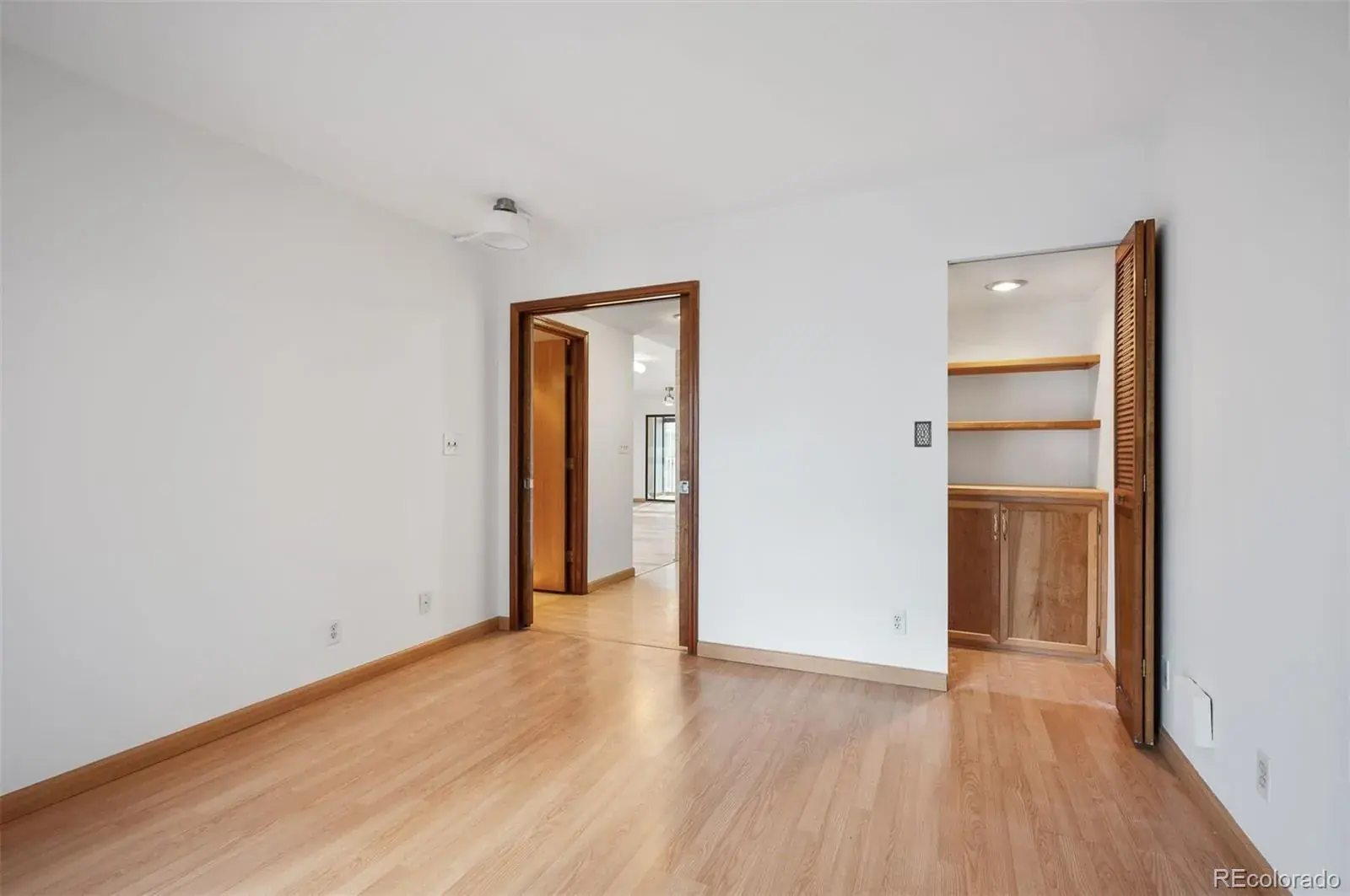 02042026230040 1600 25