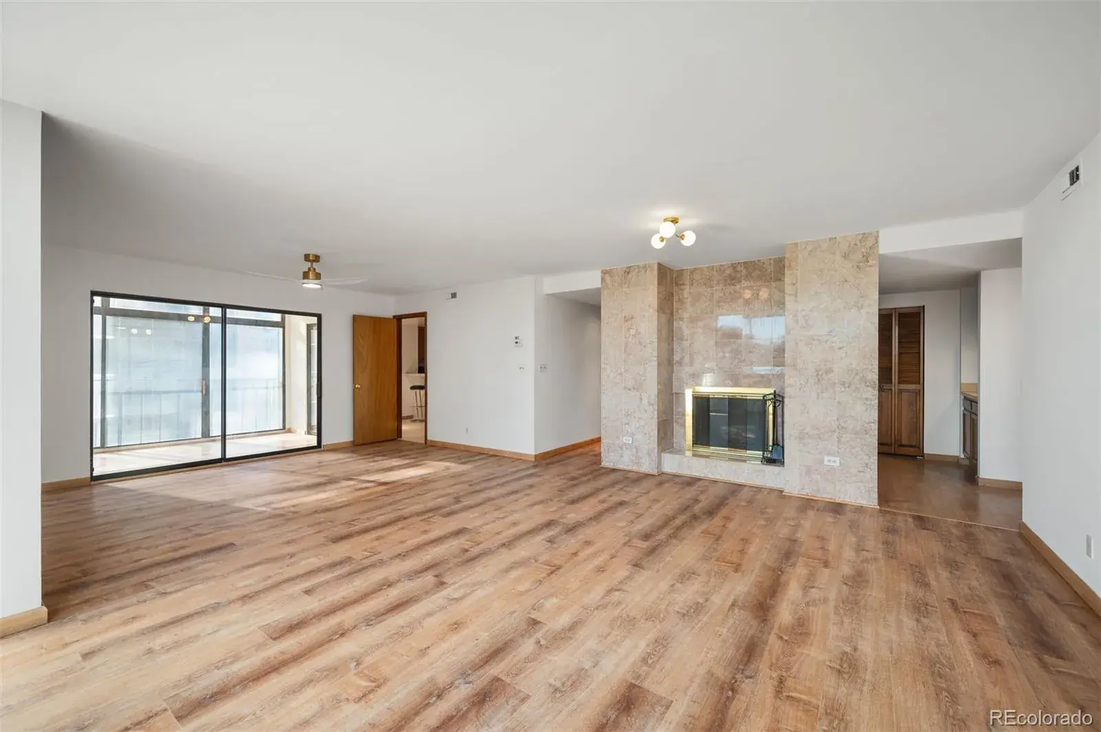 02042026230040 1600 4