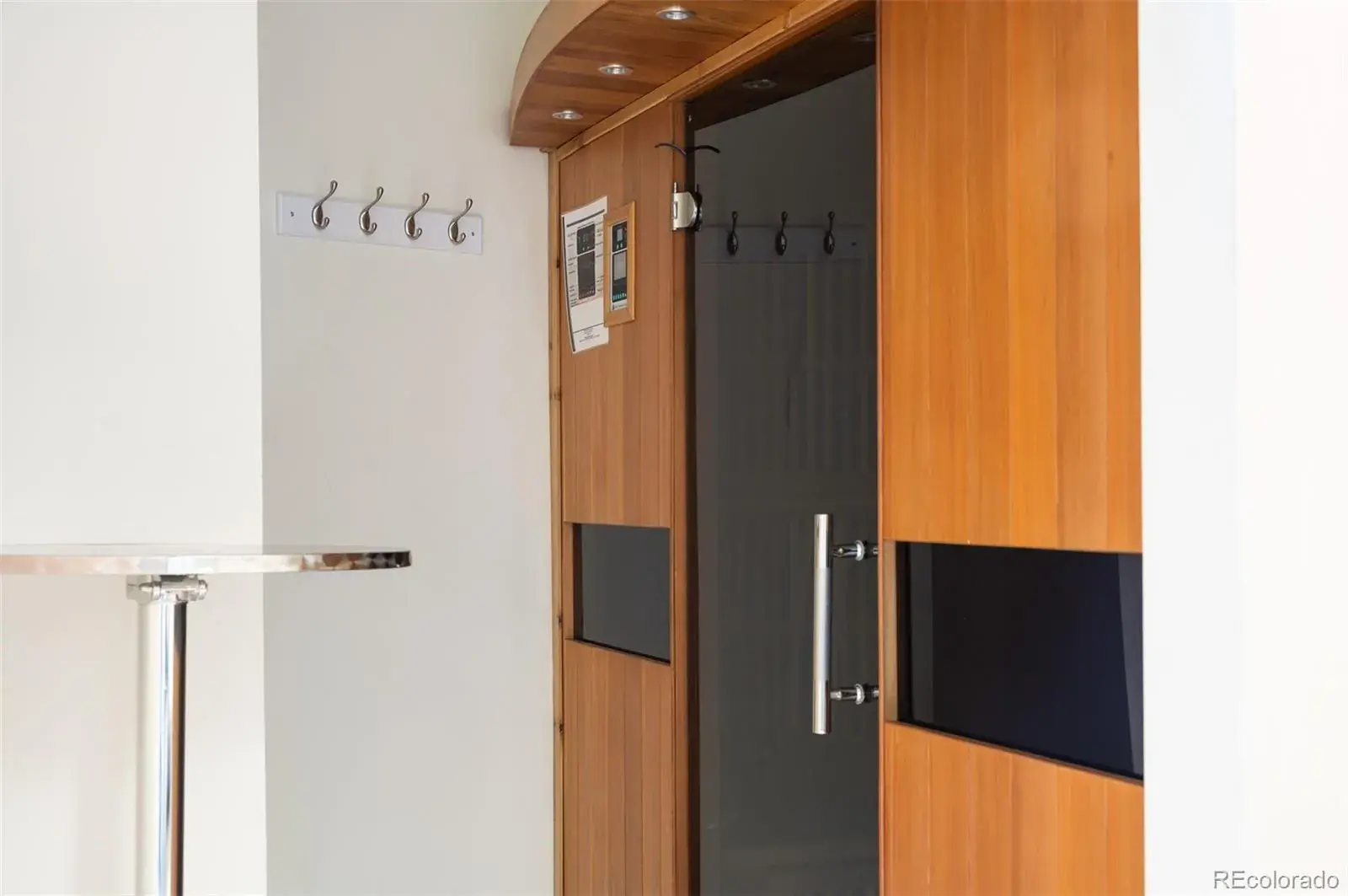 02042026230040 1600 43