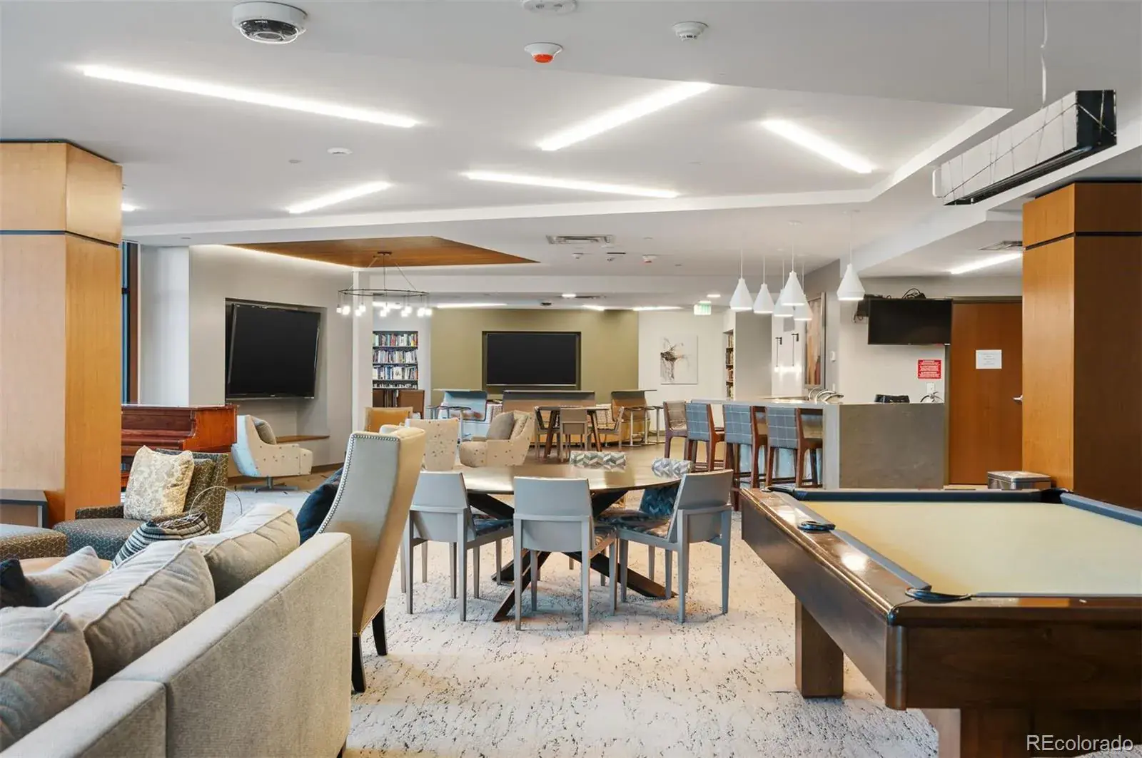 02042026230040 1600 7