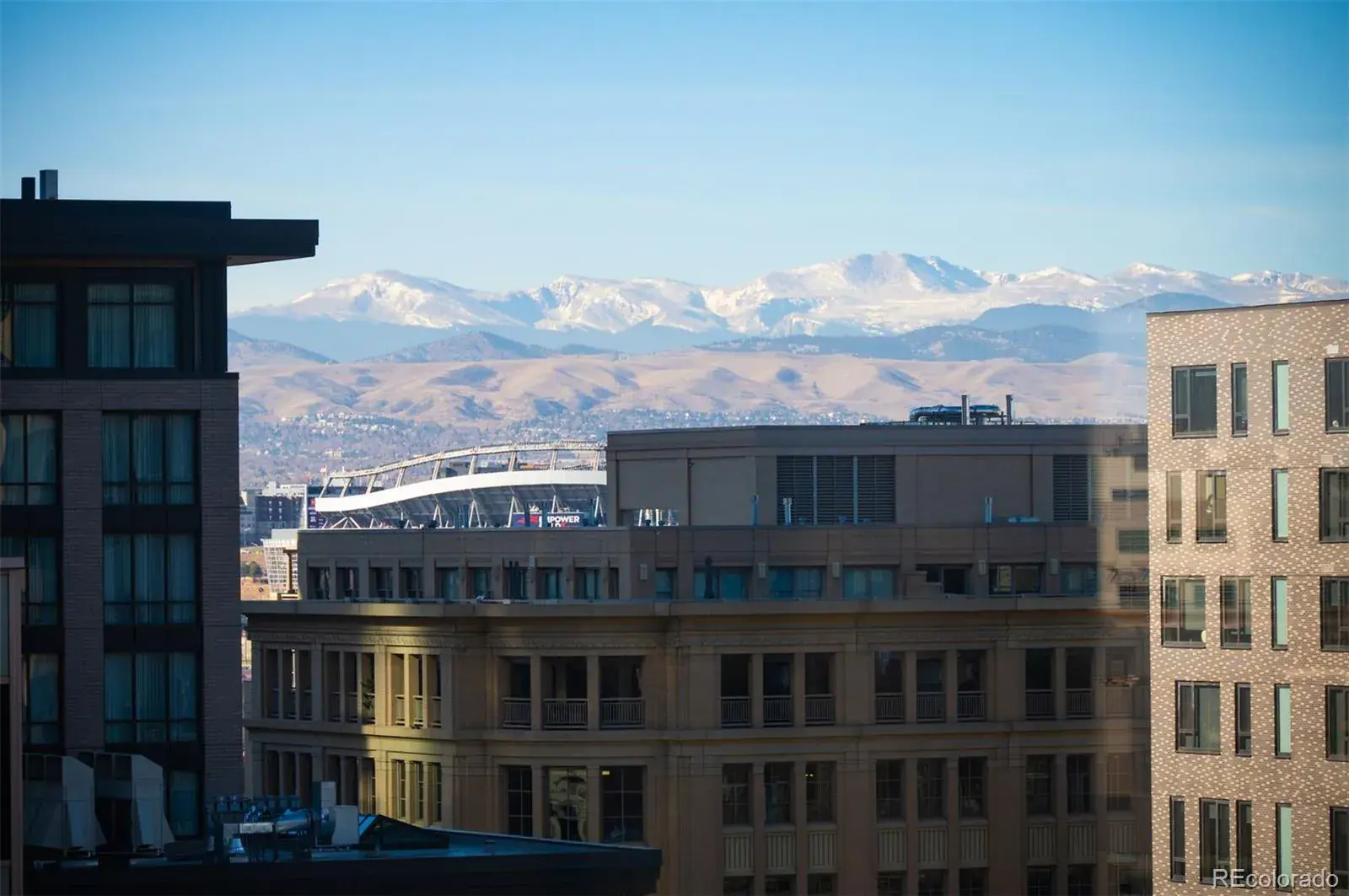 02042026230040 1600 9