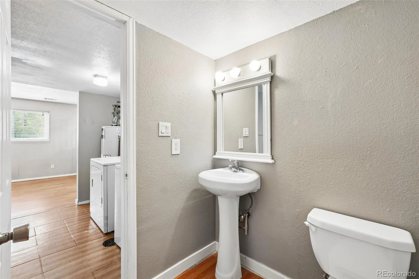 10911 Newland Street Westminster CO 80020 | MLS #REC2695820 06242026225502 1600 39