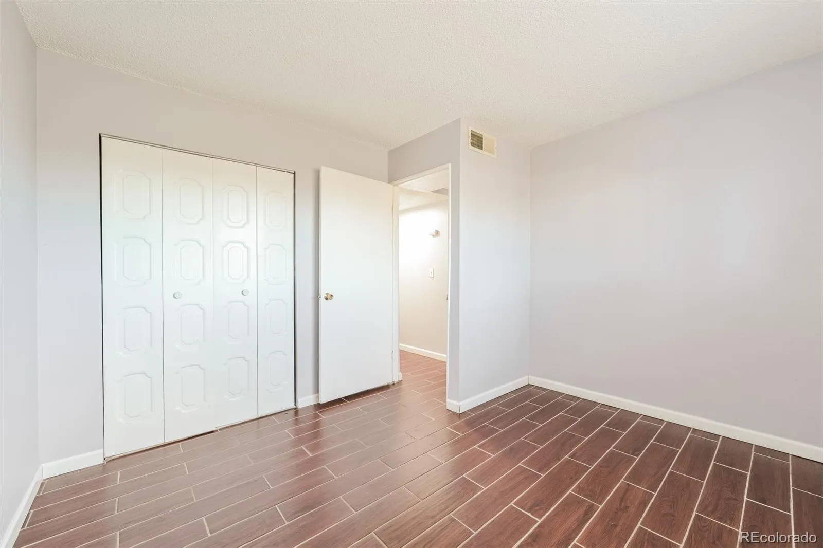 10211 Ura Lane #1-105 Thornton CO 80260 | MLS #REC2698942 05132026212242 1600 10