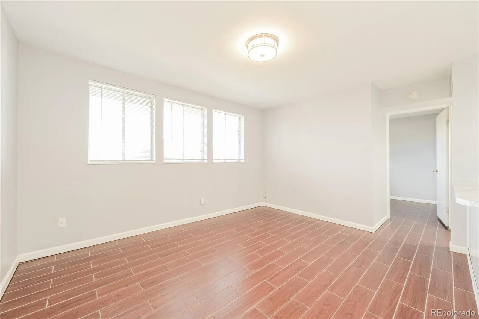 10211 Ura Lane #1-105 Thornton CO 80260 | MLS #REC2698942 05132026212242 1600 3
