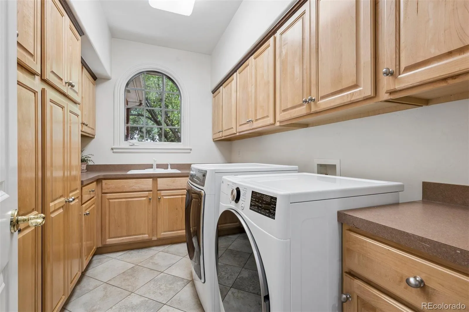 04112026171848 1600 36