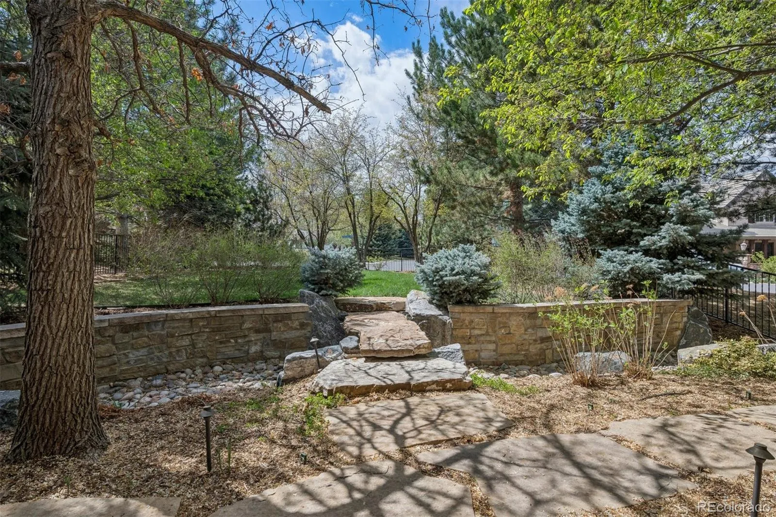 04112026171848 1600 43