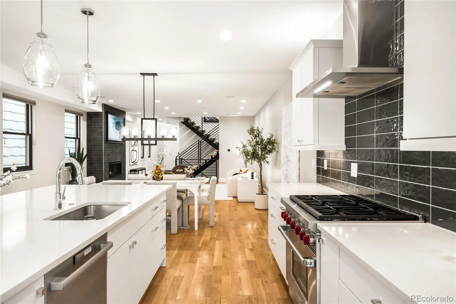 04172026221848 1600 13