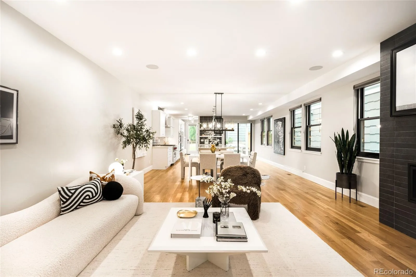 04172026221848 1600 2