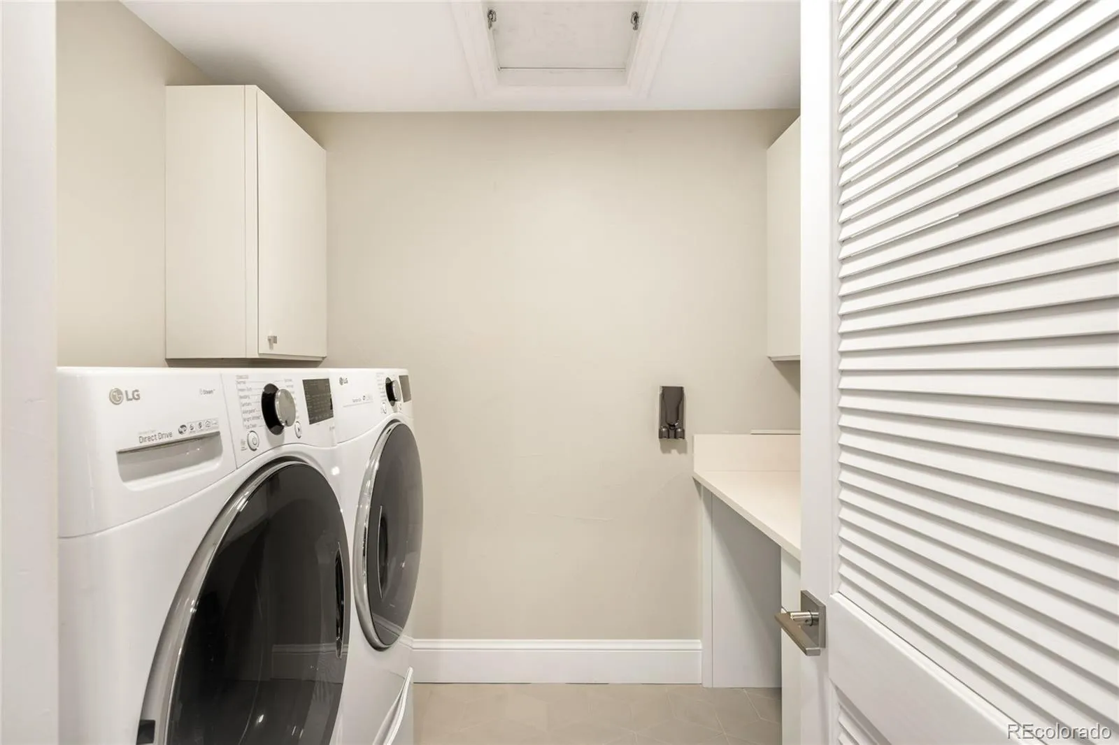 04172026221848 1600 30