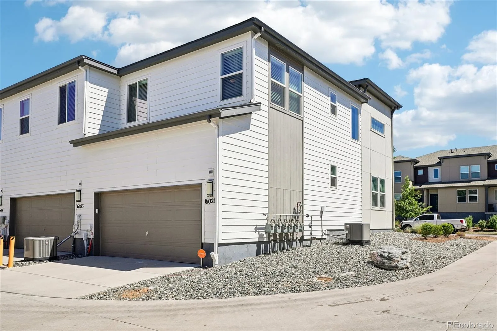 16021 E 47th Place Denver CO 80239 | MLS #REC2702422 08282026144751 1600 29