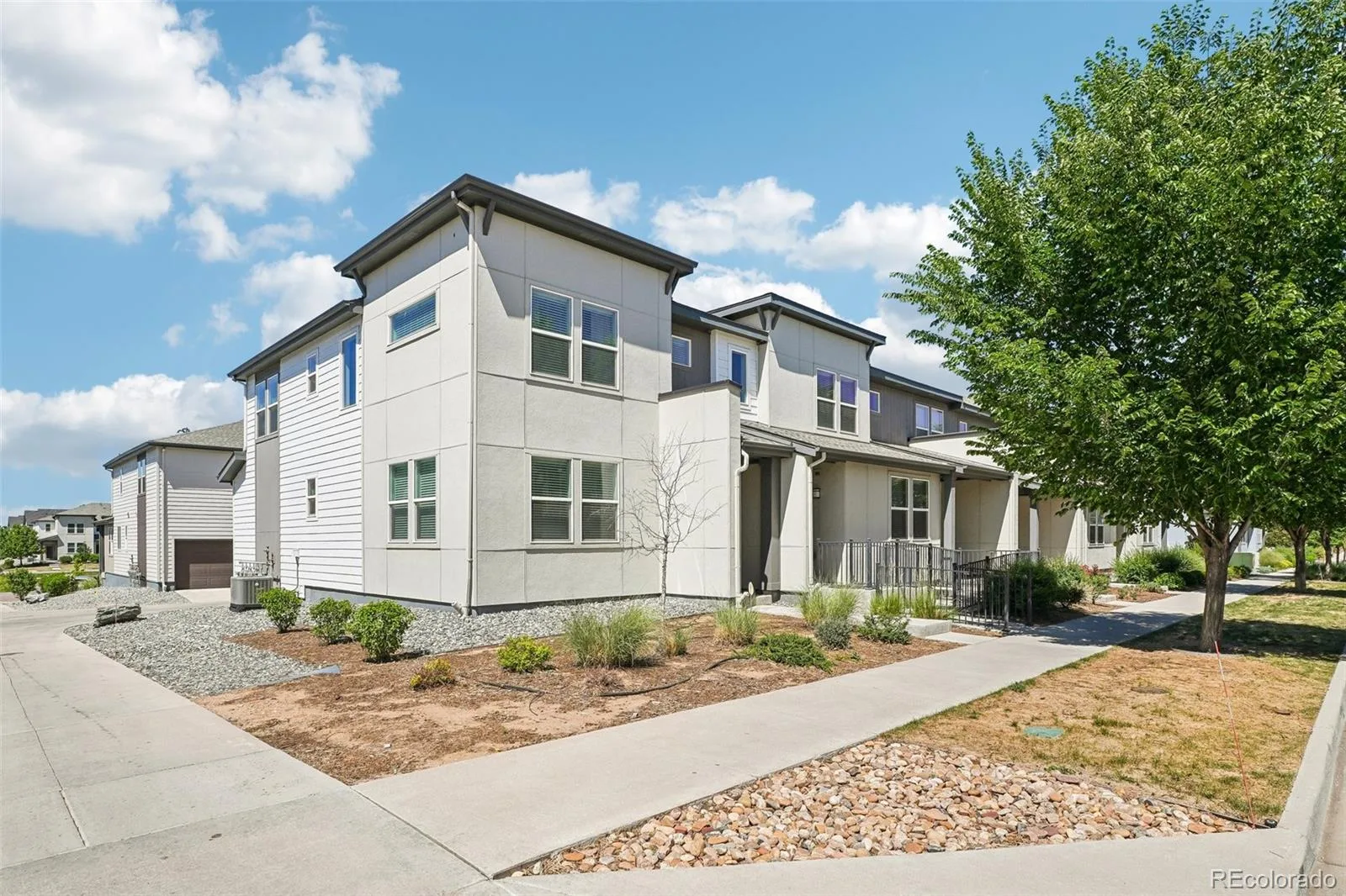 16021 E 47th Place Denver CO 80239 | MLS #REC2702422 08282026144751 1600 31