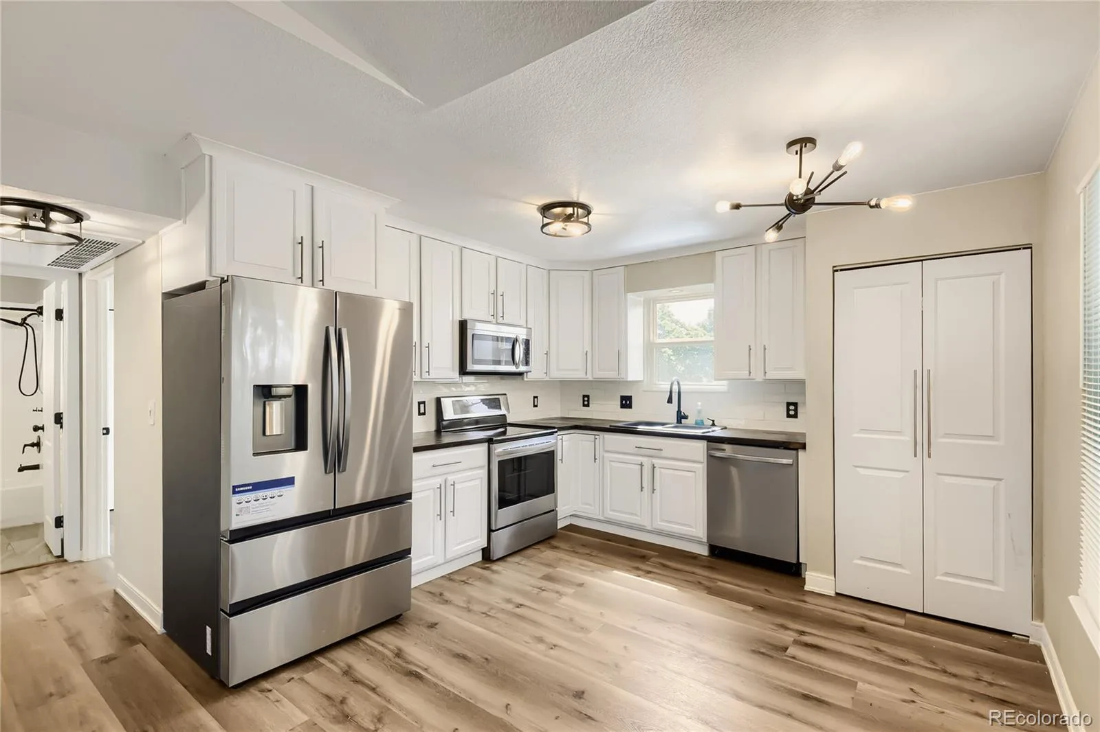 1880 S Cole Street #C8 Lakewood CO 80228 | MLS #REC2703989 07072026225746 1600 4