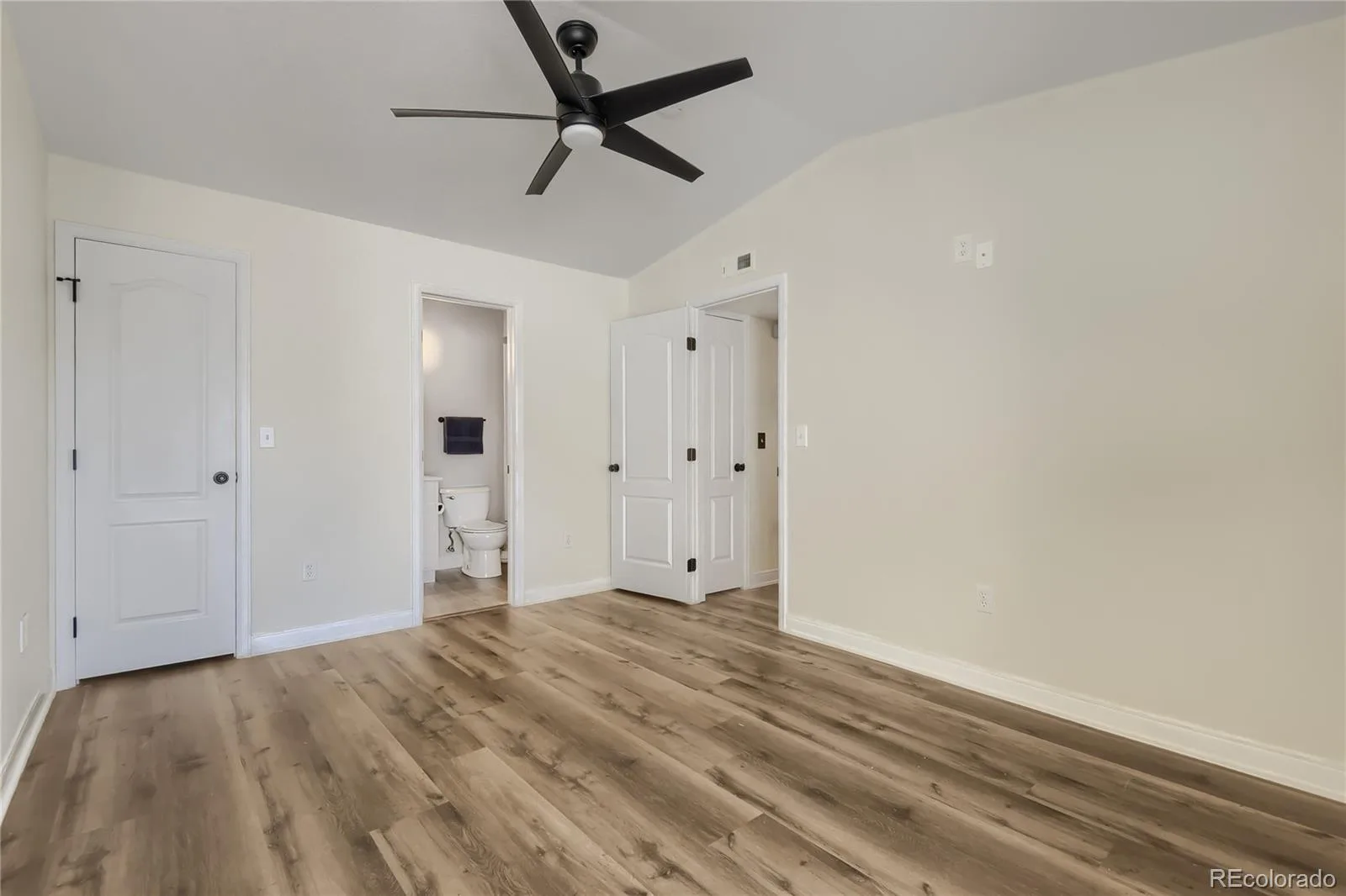 1880 S Cole Street #C8 Lakewood CO 80228 | MLS #REC2703989 07072026225746 1600 8