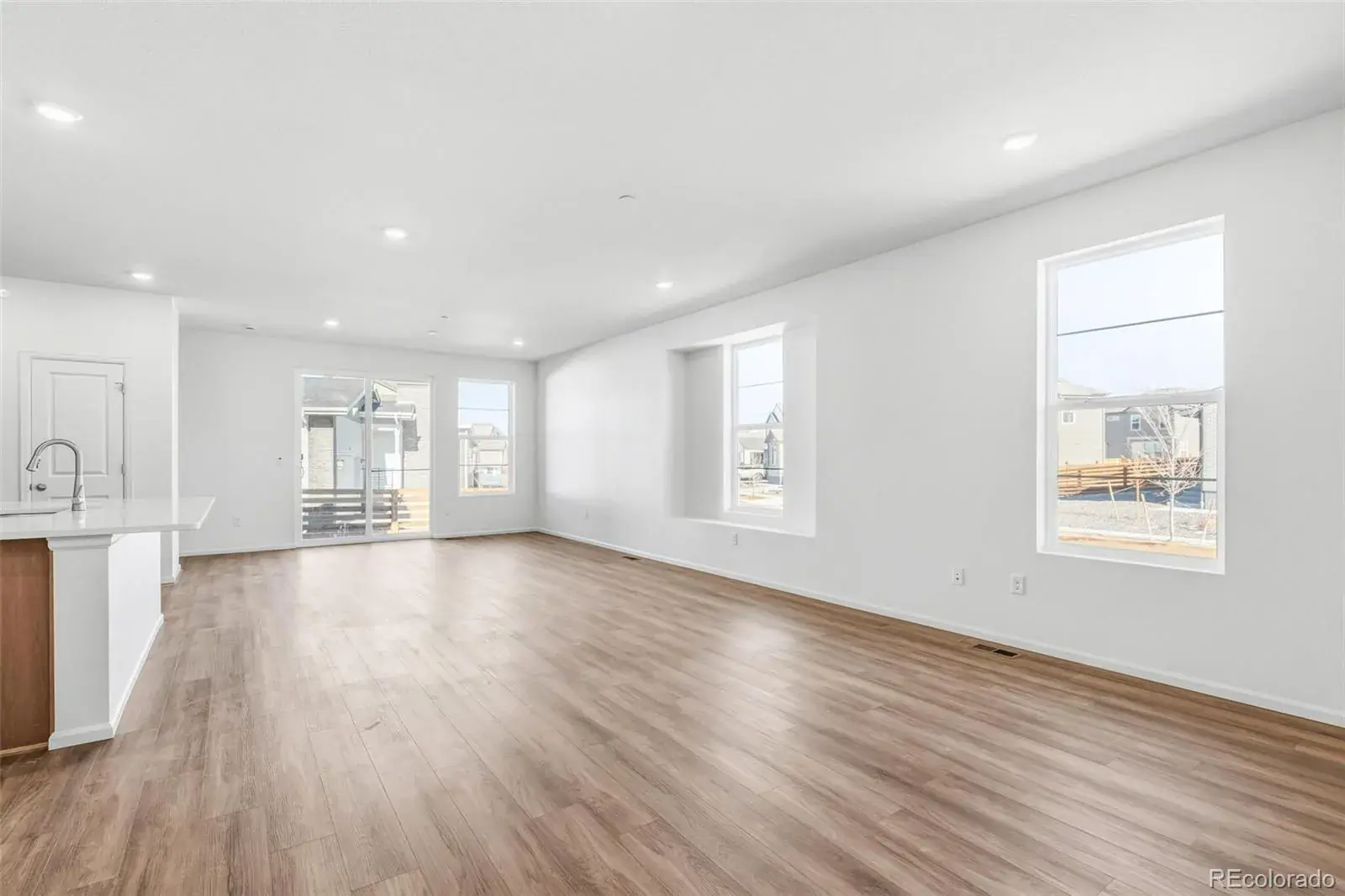 18891 E 92nd Place Commerce City CO 80022 | MLS #REC2704110 02022026190428 1600 7