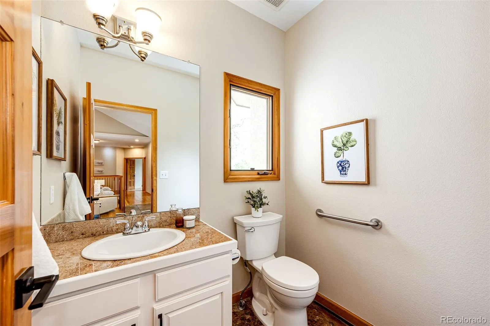 04092026143120 1600 14