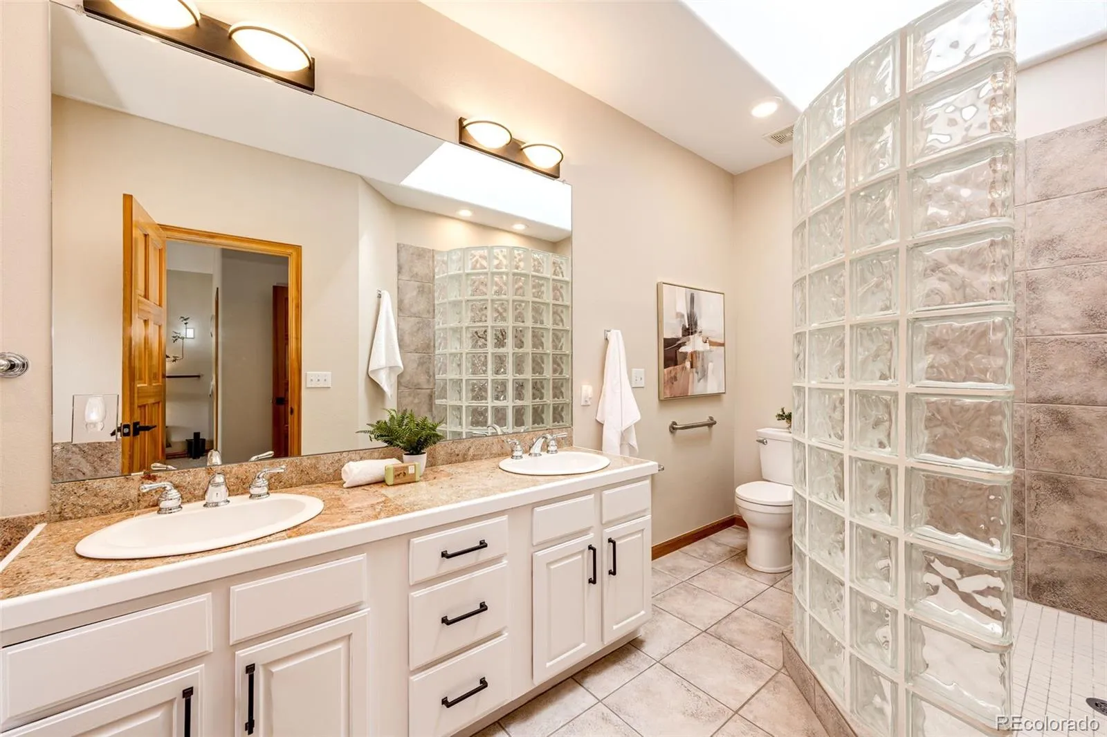 04092026143120 1600 18