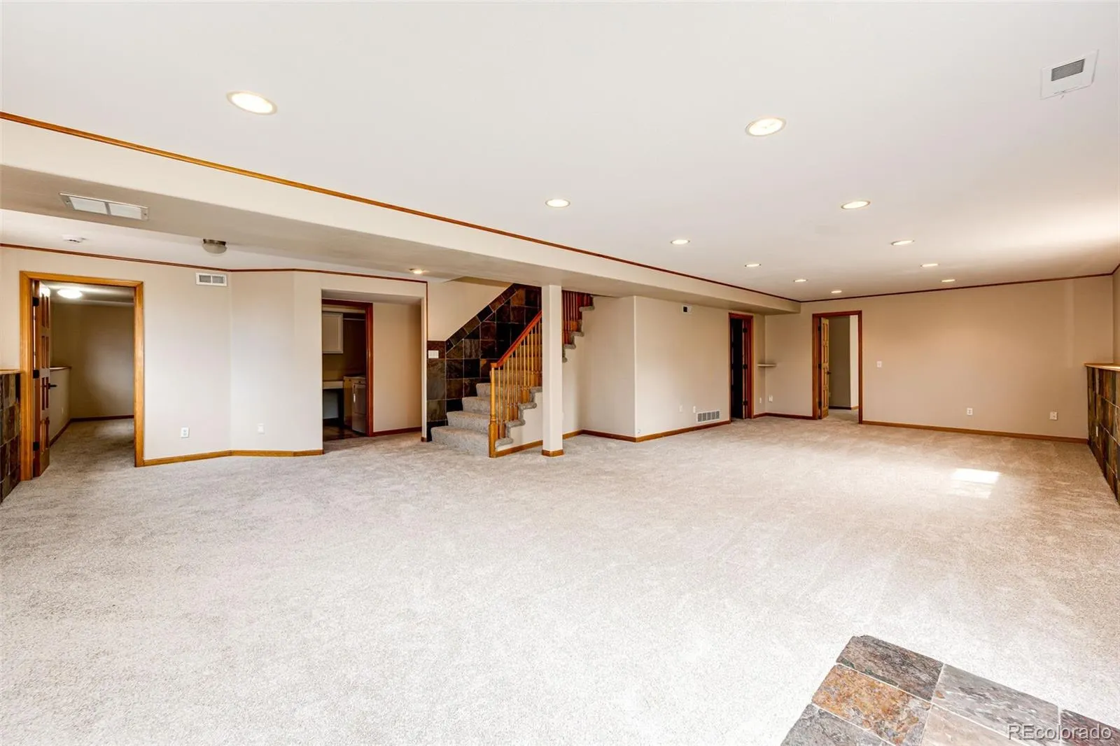 04092026143120 1600 29