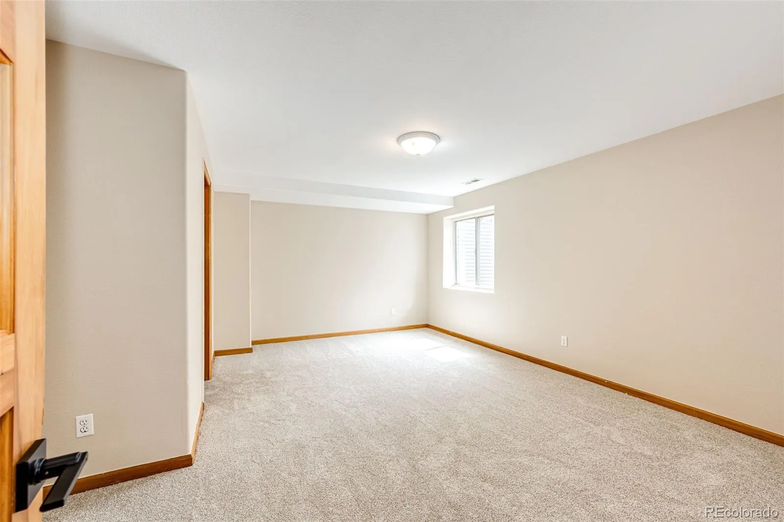 04092026143120 1600 34