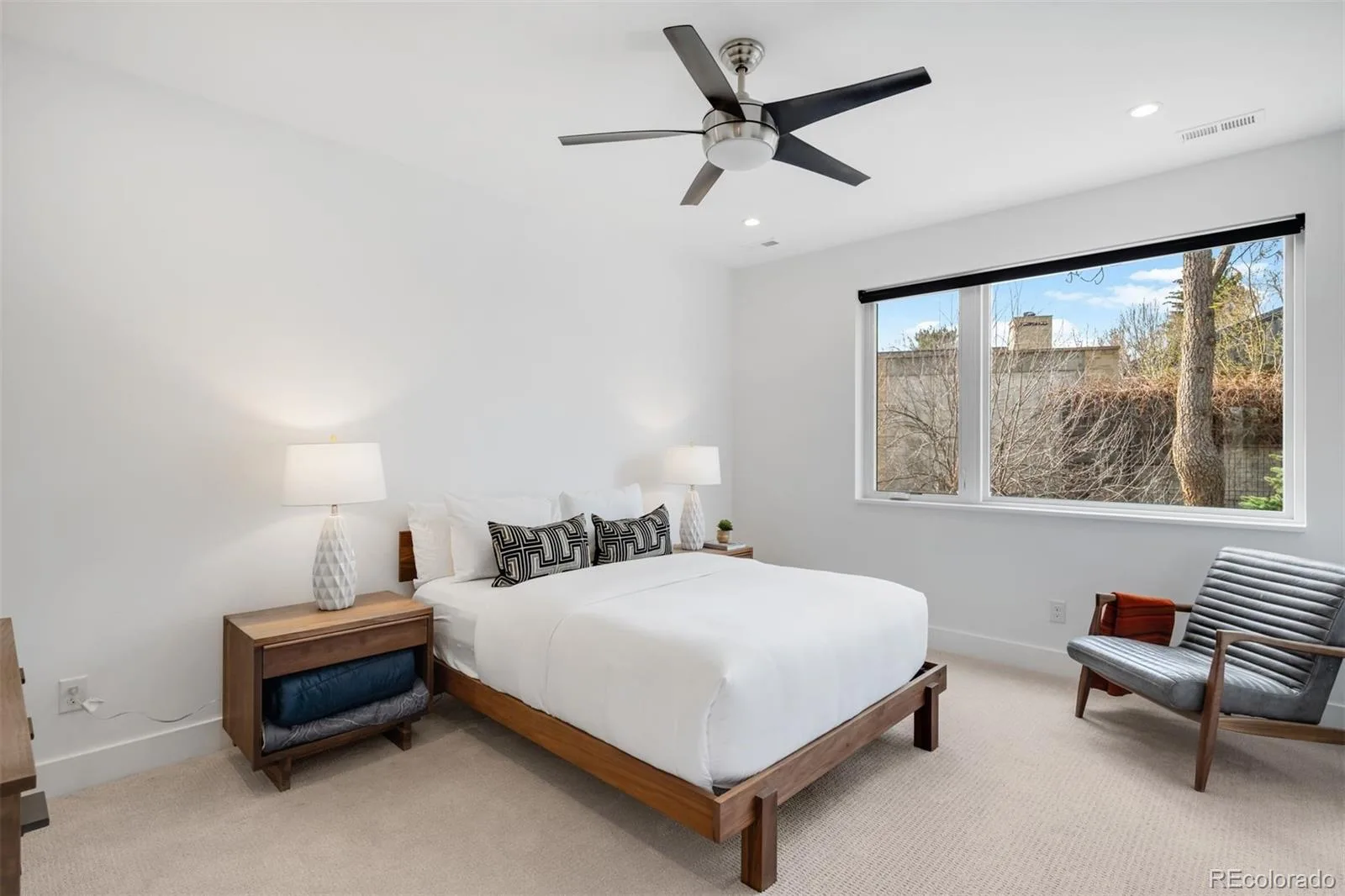 3528 E Virginia Avenue Denver CO 80209 MLS #REC2707971 06102026090018 1600 23