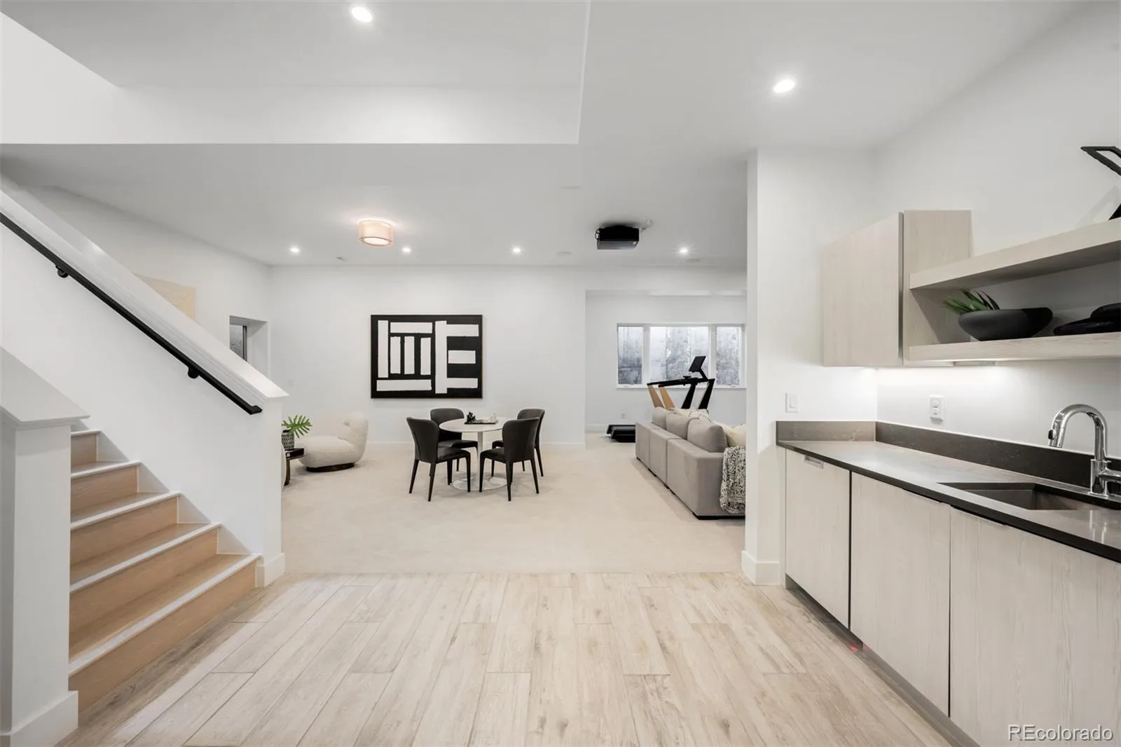 3528 E Virginia Avenue Denver CO 80209 MLS #REC2707971 06102026090018 1600 31