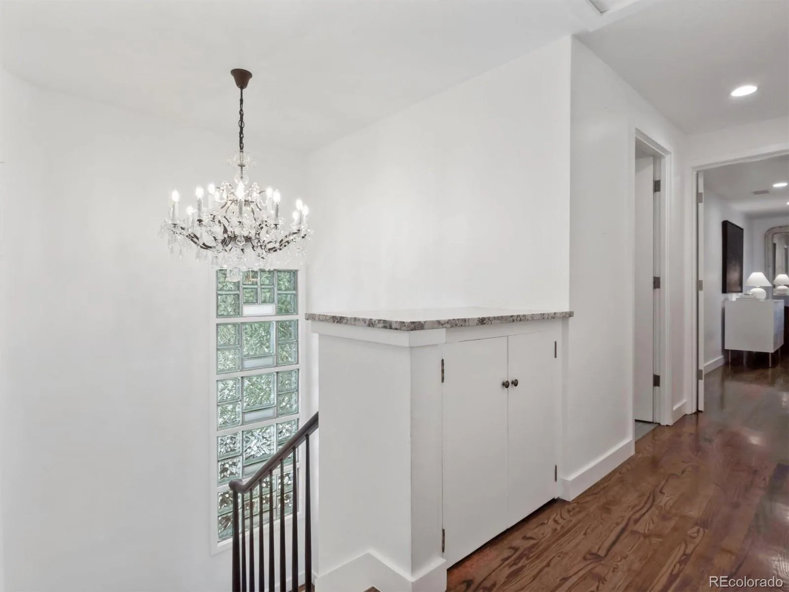 301 S Vine Street Denver CO 80209 | MLS #REC2709974 09242026081556 1600 20