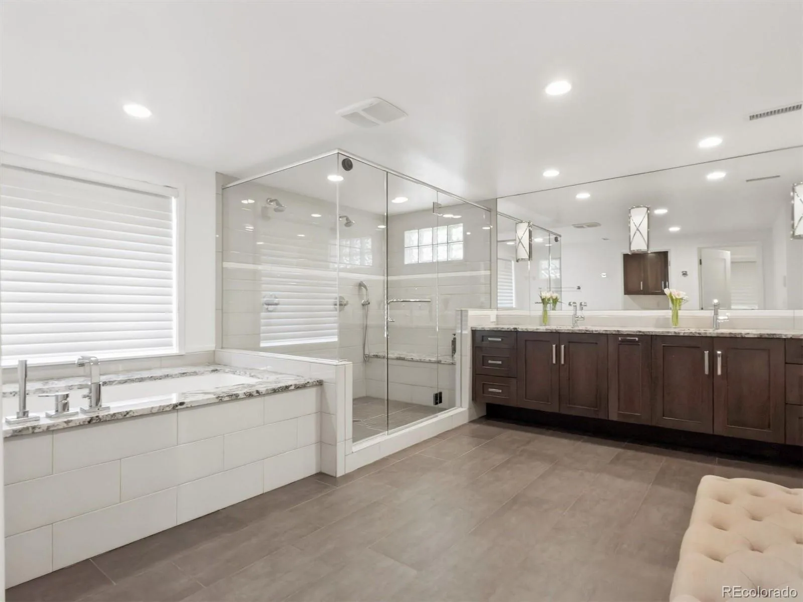 301 S Vine Street Denver CO 80209 | MLS #REC2709974 09242026081556 1600 24