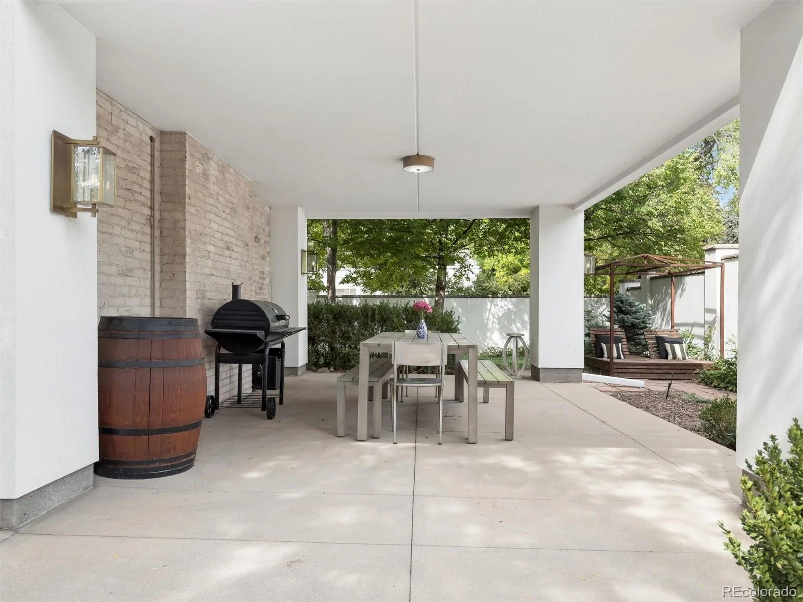 301 S Vine Street Denver CO 80209 | MLS #REC2709974 09242026081556 1600 36