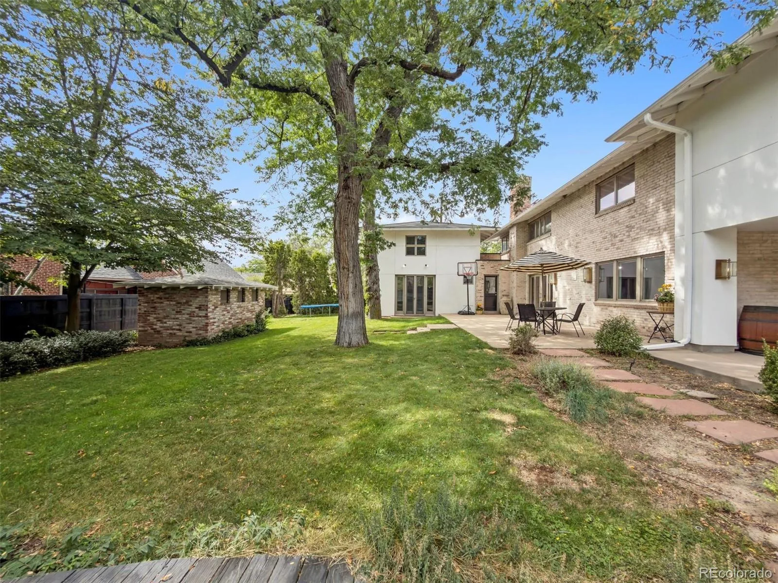 301 S Vine Street Denver CO 80209 | MLS #REC2709974 09242026081556 1600 38