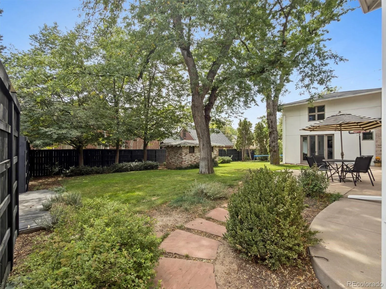301 S Vine Street Denver CO 80209 | MLS #REC2709974 09242026081556 1600 4