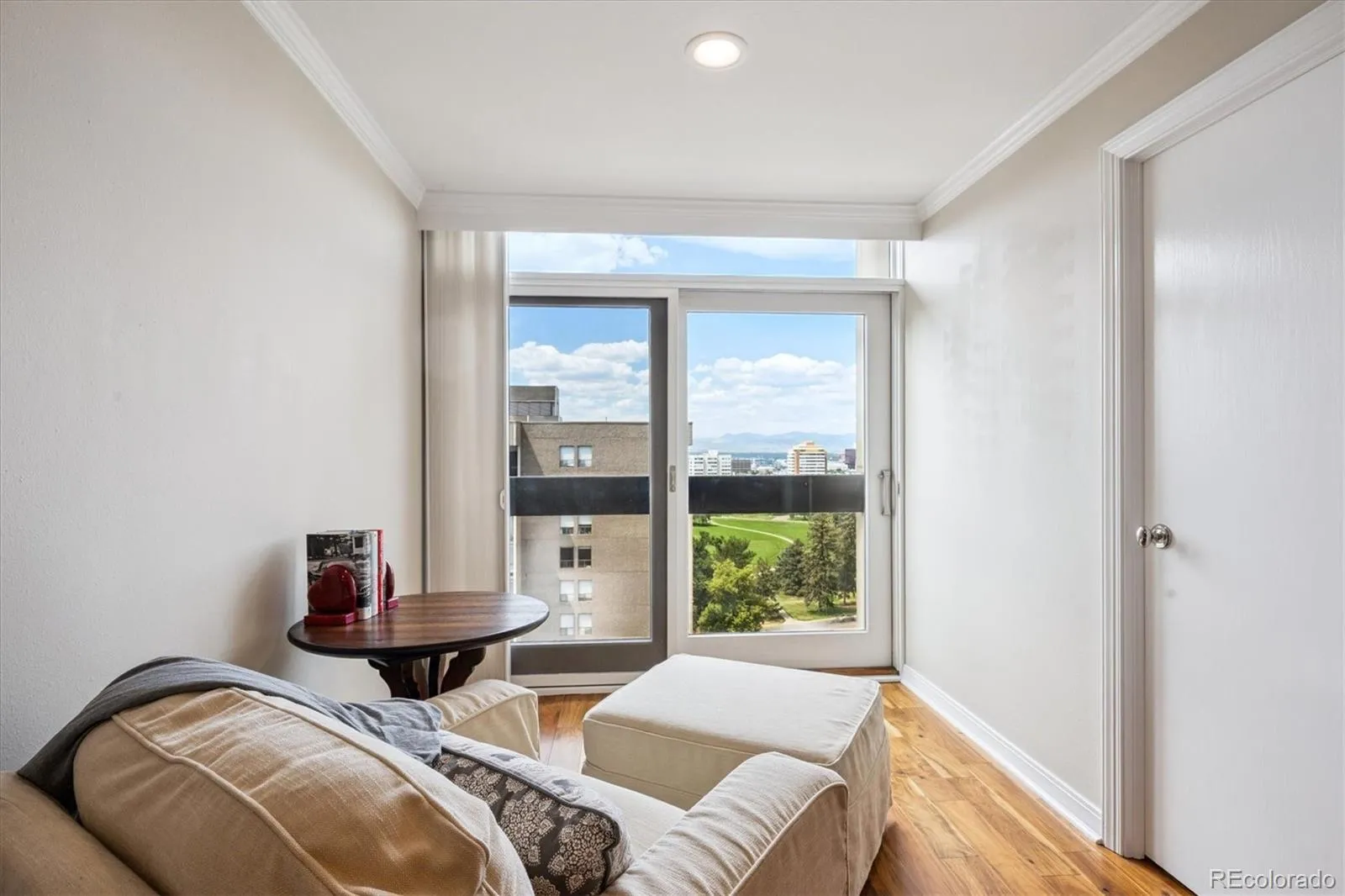 04042026150009 1600 11