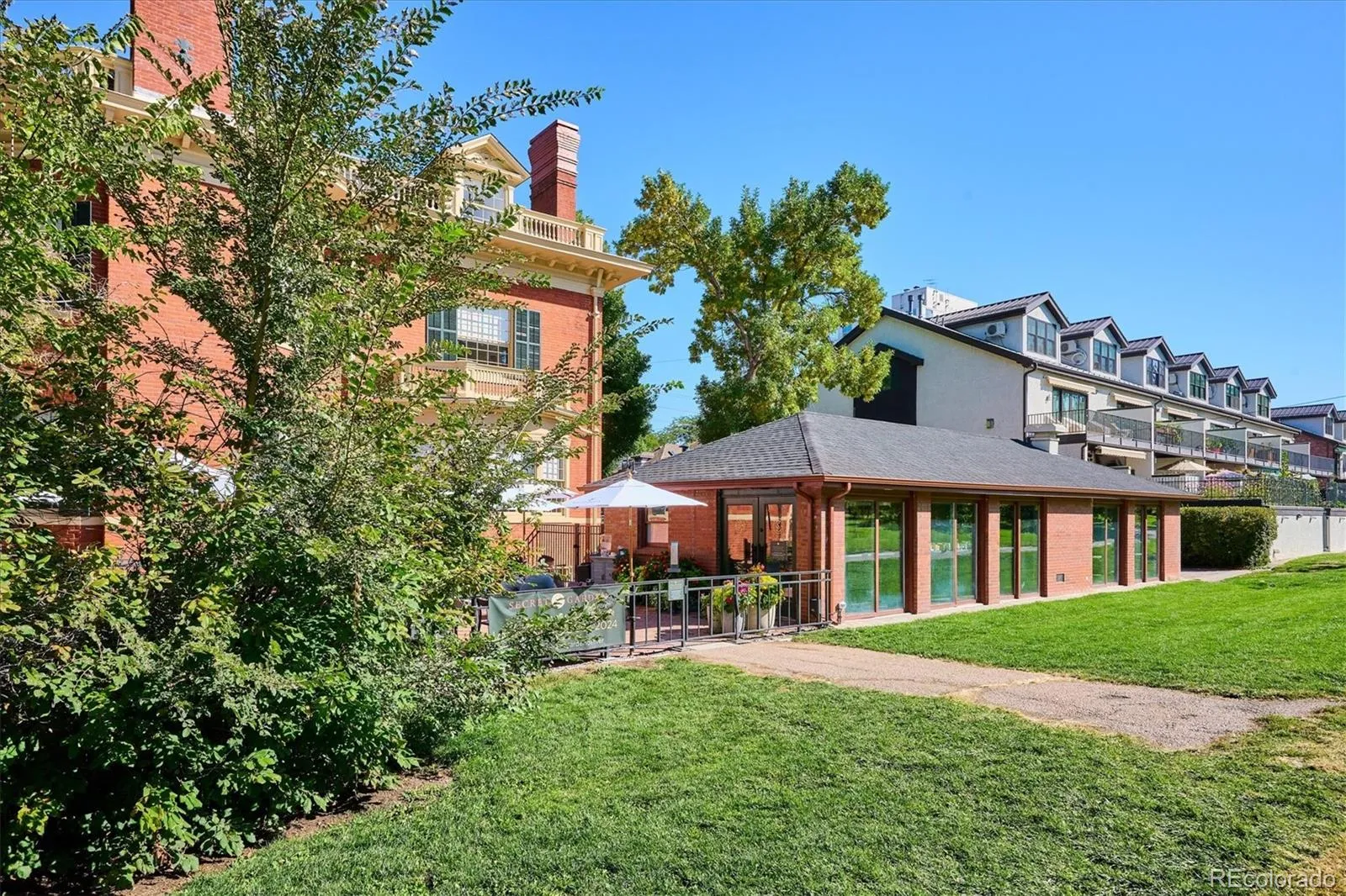 04042026150009 1600 42