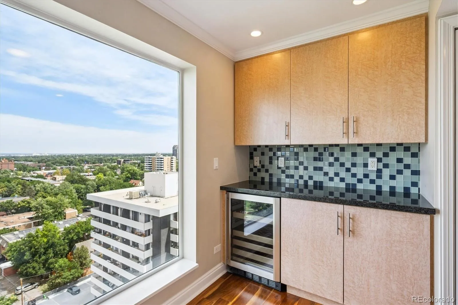 04042026150009 1600 8