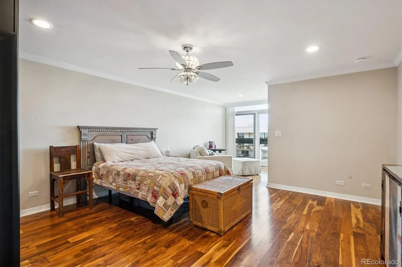 04042026150009 1600 9