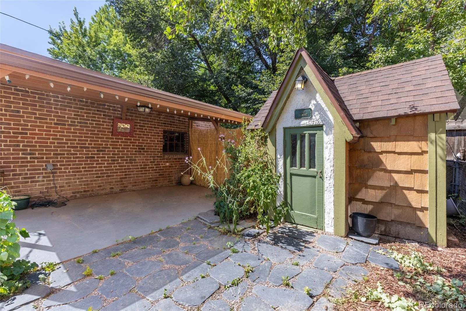 2315 Jasmine Street Denver CO 80207 MLS #REC2715748 07232026232115 1600 40